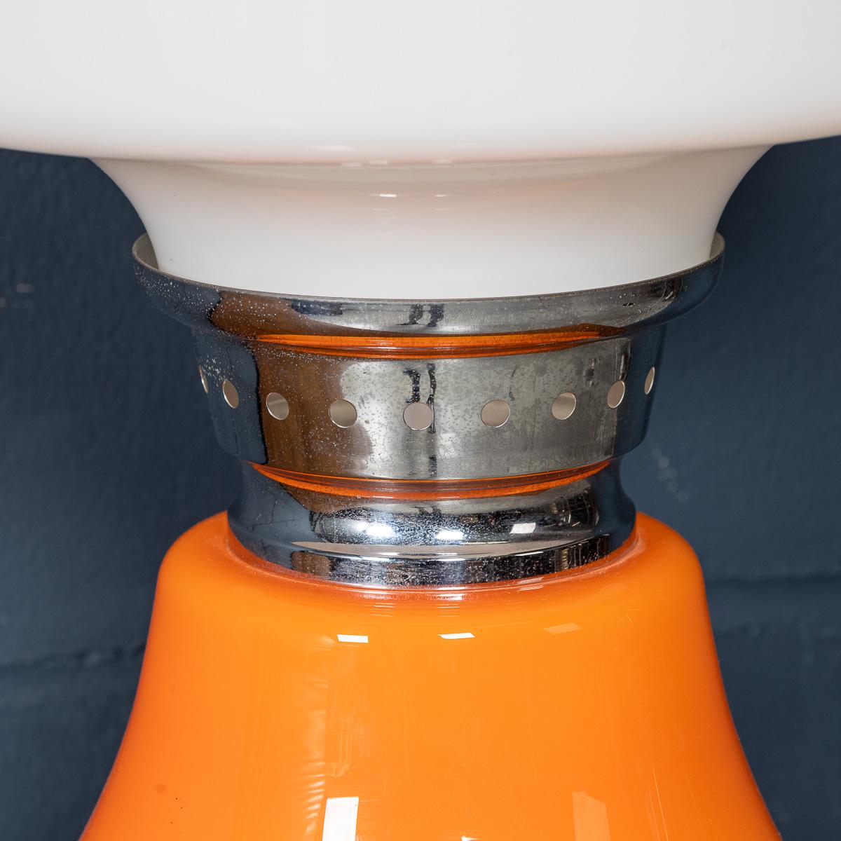 Vintage 20th Century Italian White & Orange Glass Table Lamp c.1970 For Sale 5