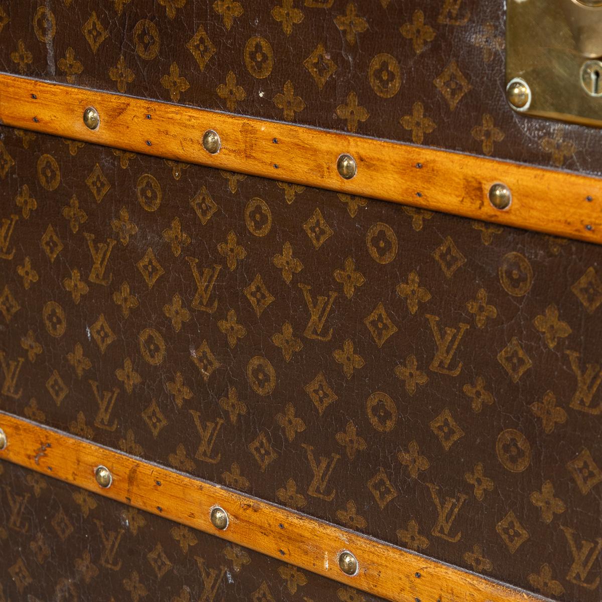 Baule Louis Vuitton d'epoca del XX secolo in tela Monogram, Francia c.1926 in vendita 10