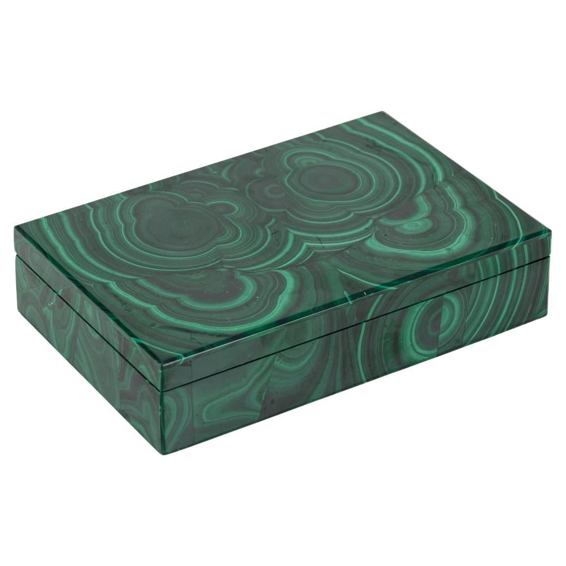 Caja vintage de piedra malaquita del siglo XX con detalles de latón c.1960