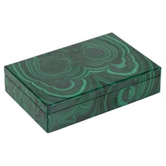 Caja vintage de piedra malaquita del siglo XX con detalles de latón c.1960