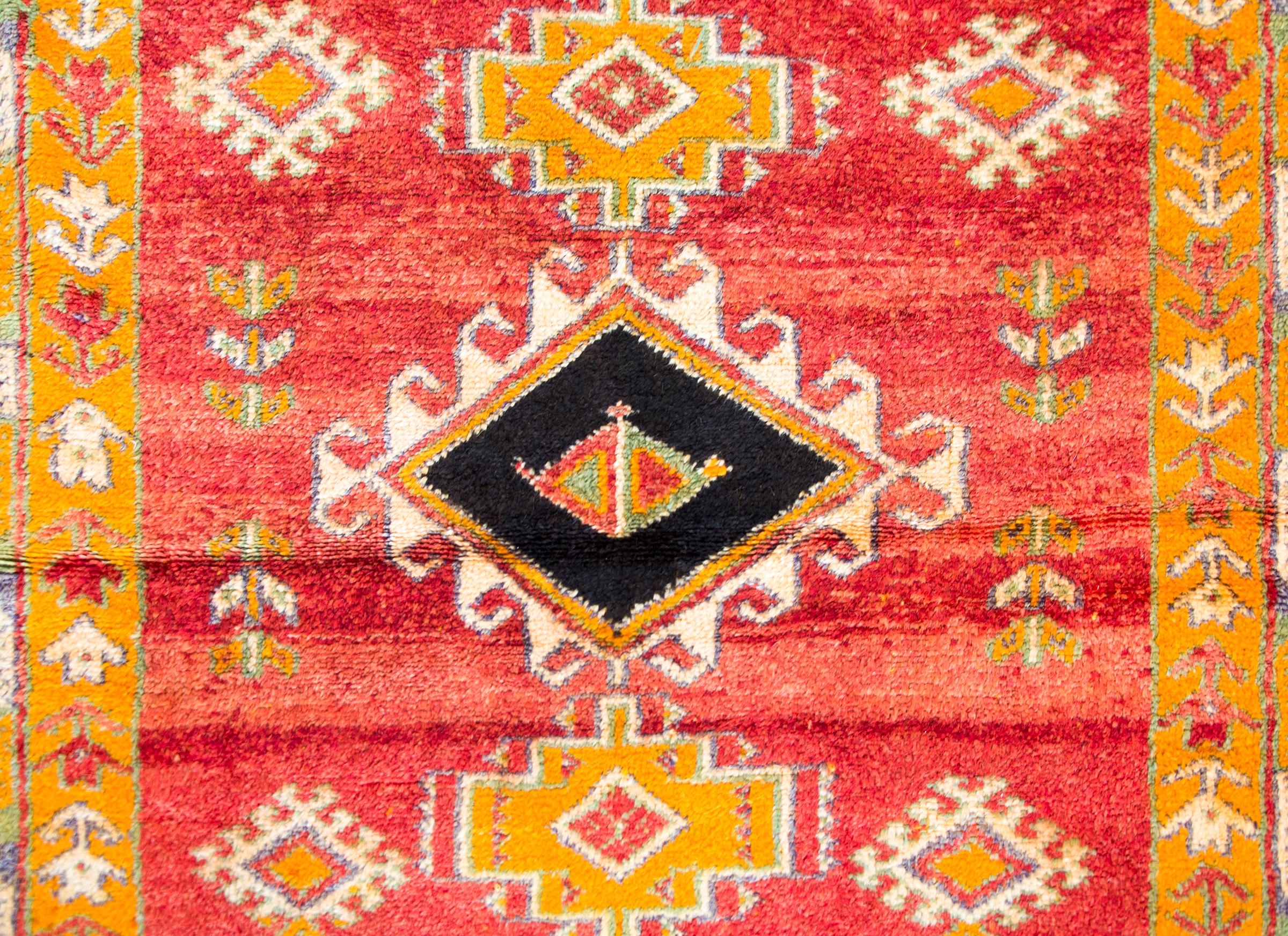 Marokkanischer Teppich des 20. Jahrhunderts im Angebot 4