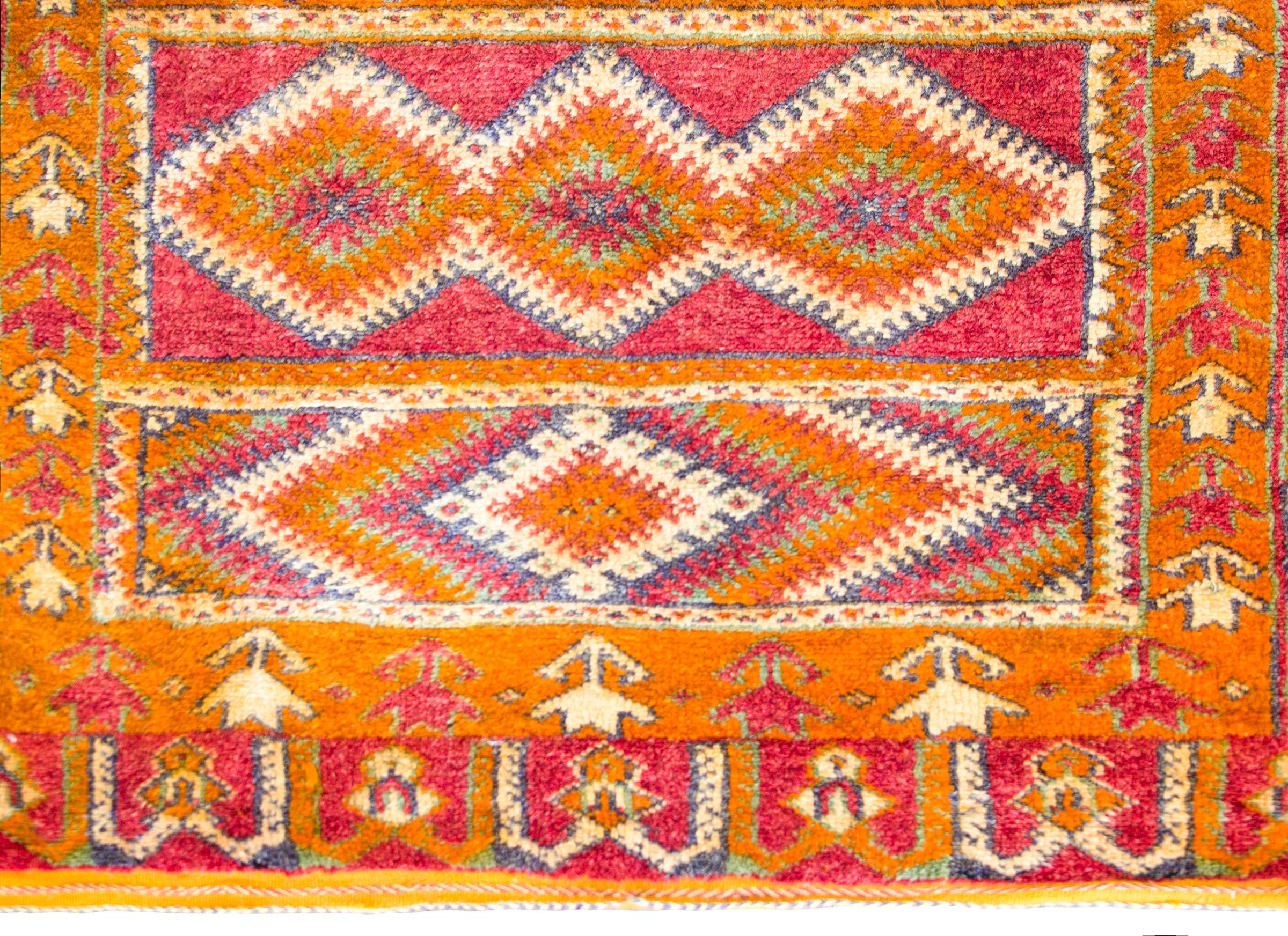 Marokkanischer Teppich des 20. Jahrhunderts im Angebot 6