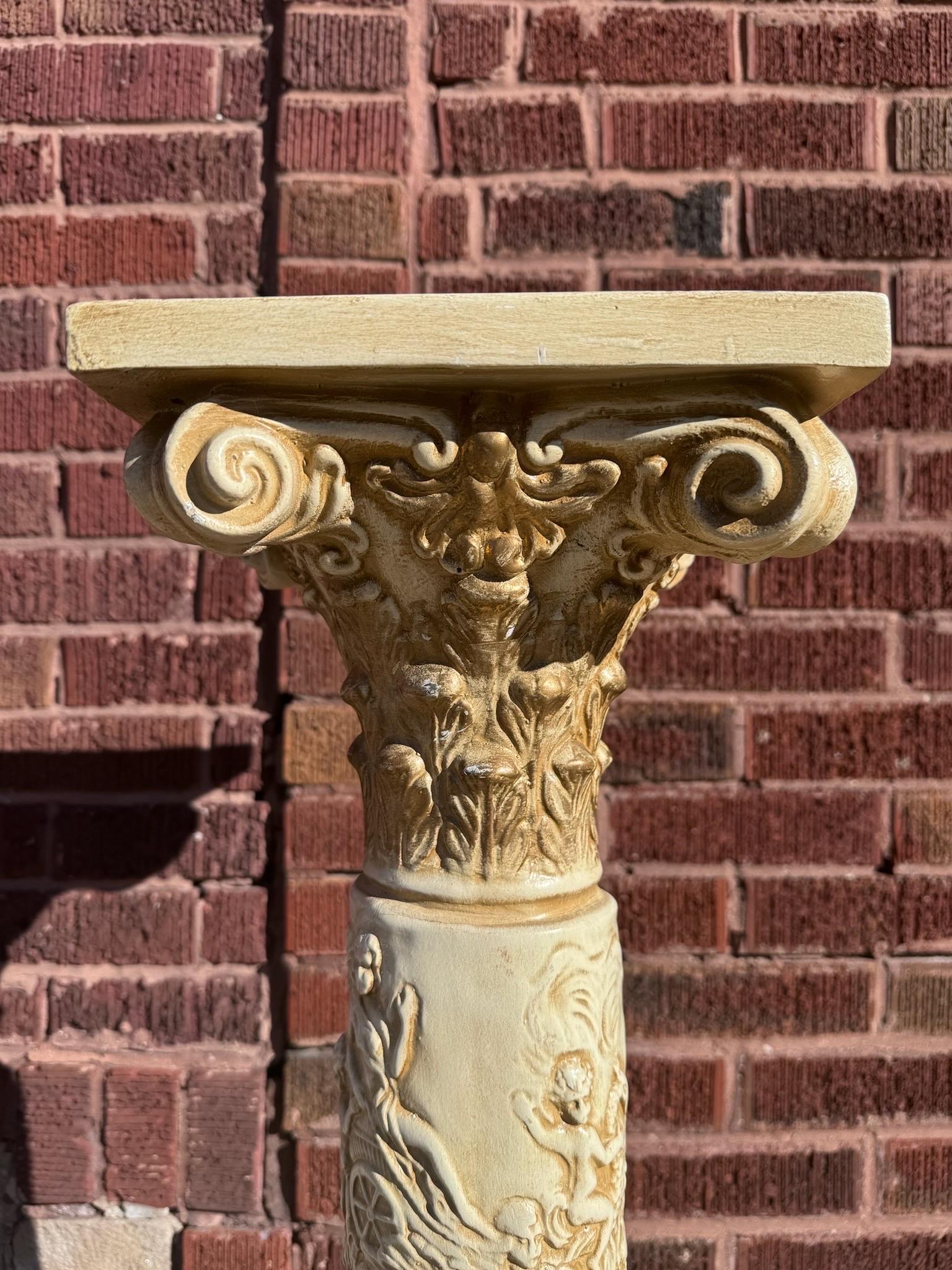 Plâtre Vintage 20th Century Neoclassical Style Roman Column Stand/Pedestal en vente