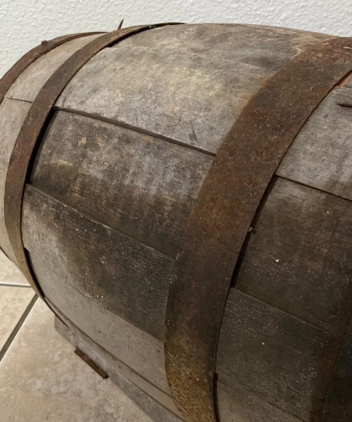 Zangola per burro della Normandia del 20° secolo - Pezzo decorativo in legno - 2Y493 in vendita 3