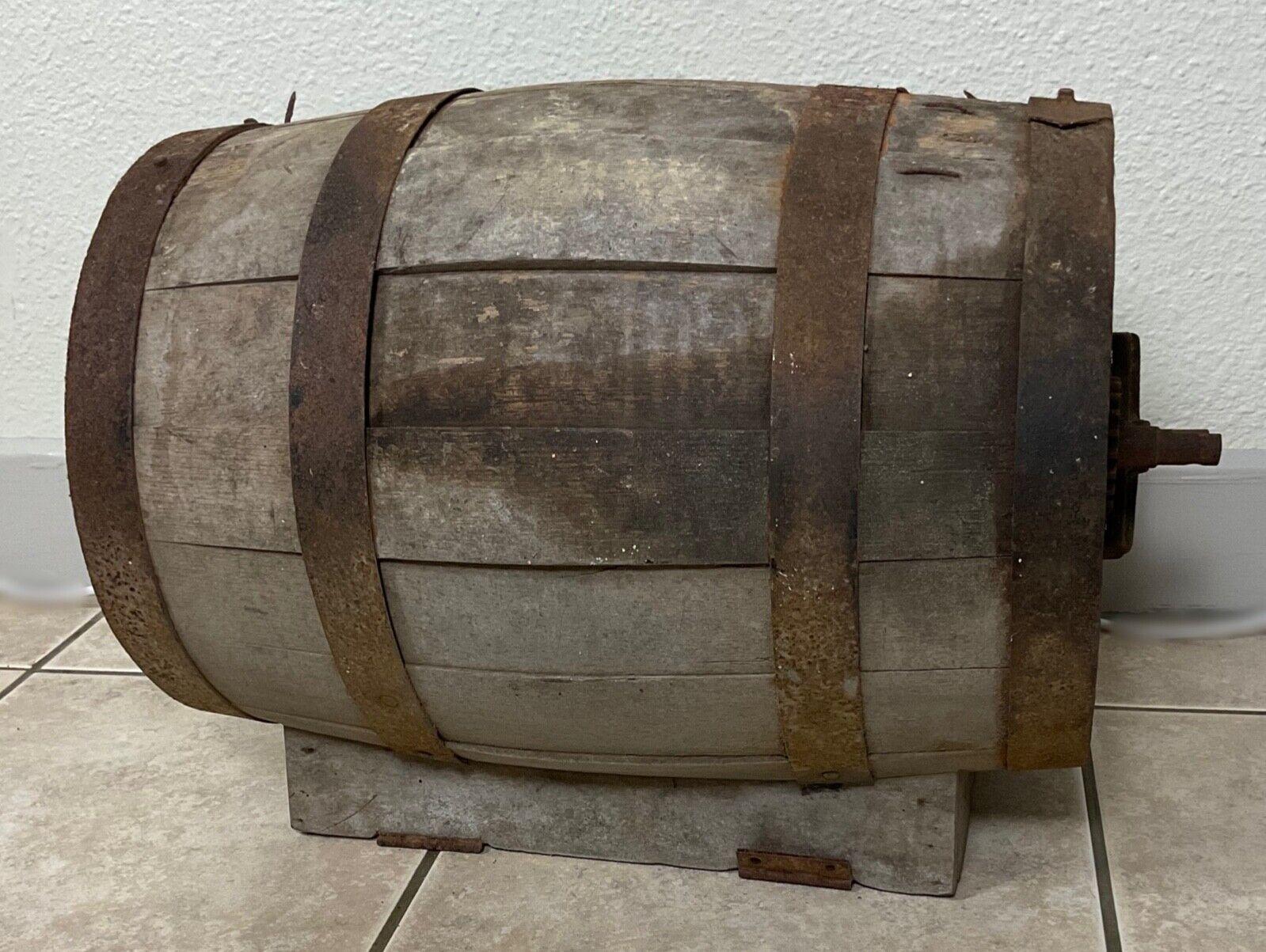 Zangola per burro della Normandia del 20° secolo - Pezzo decorativo in legno - 2Y493 in vendita 4