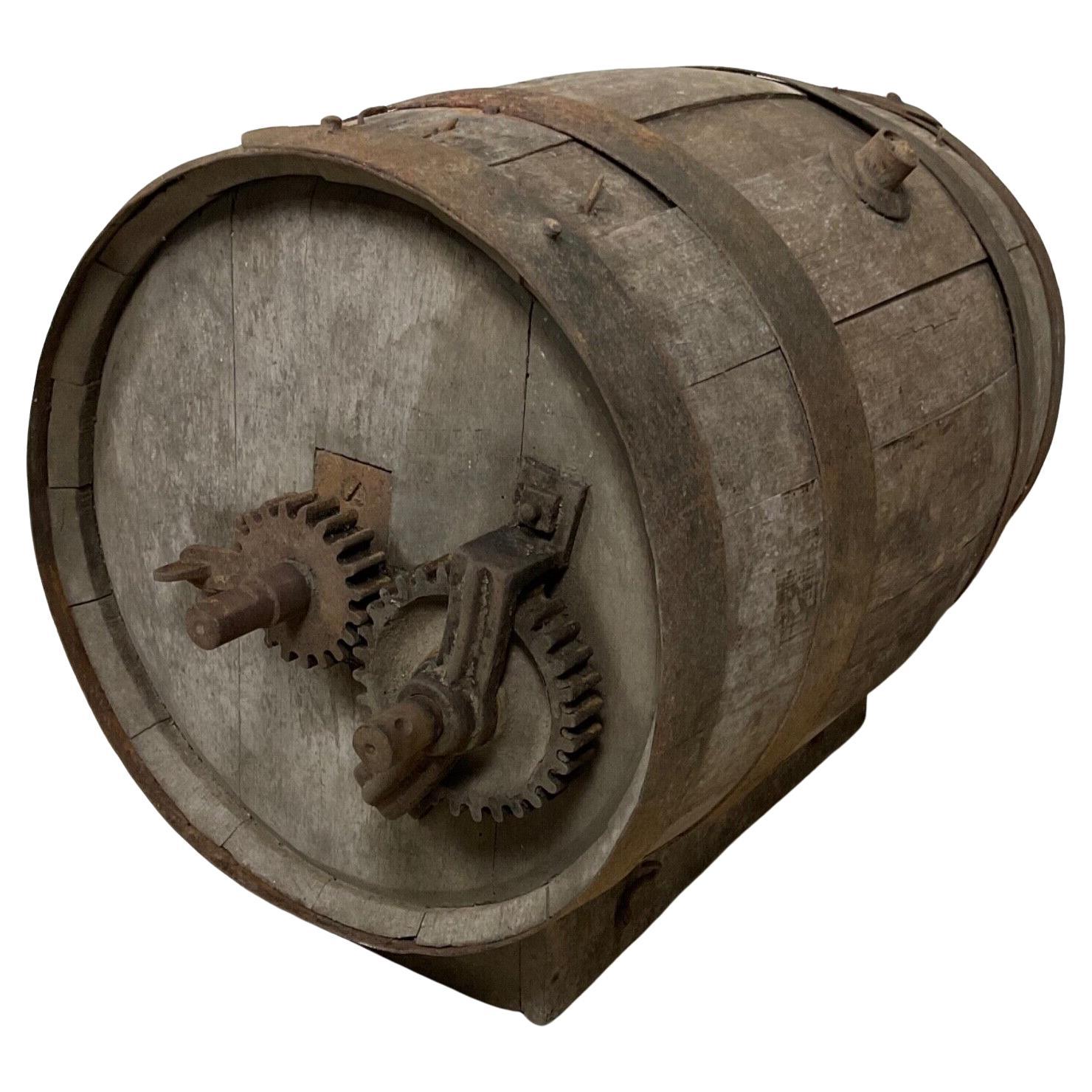 Baratte à beurre normande vintage du 20ème siècle - Pièce décorative en bois - 2Y493