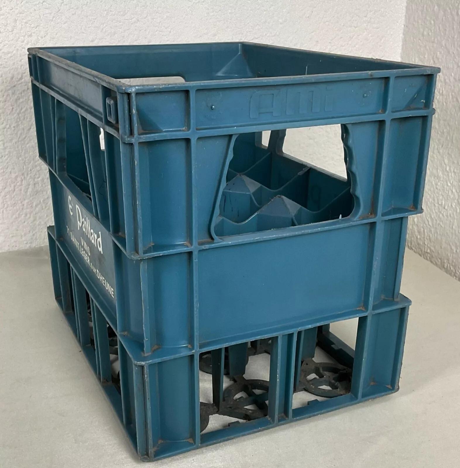Vintage 20th-Century Paillard Bottle Crate - French Utility Charm - 2Y550 For Sale 7