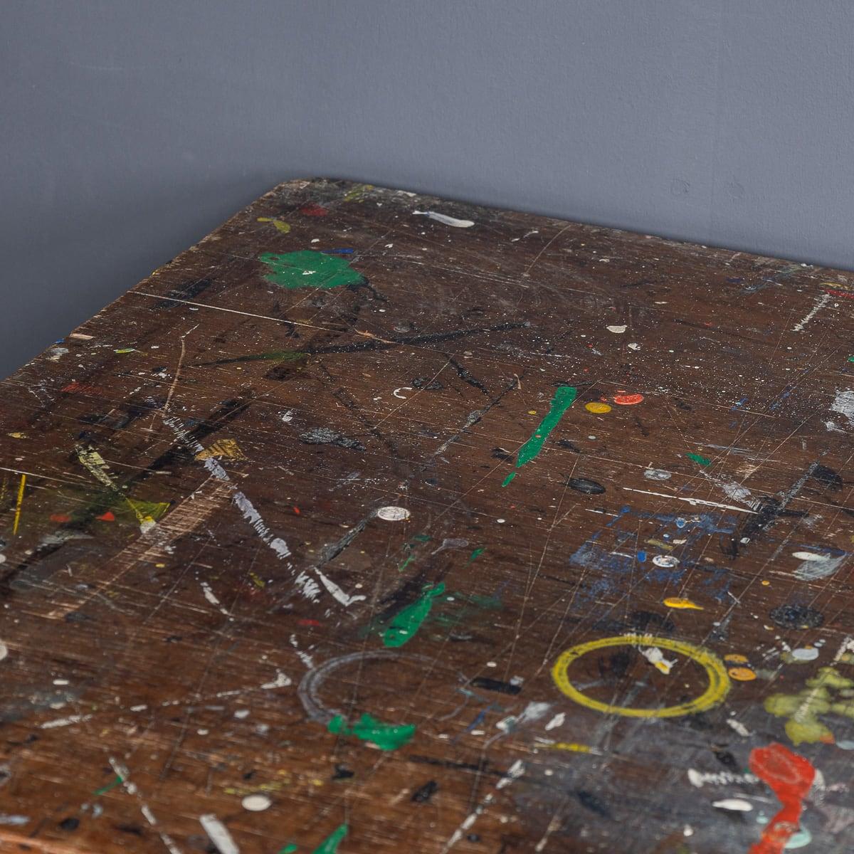 Vintage Siglo XX Salpicaduras de pintura Departamento de Arte Mesa c.1960 siglo XX en venta