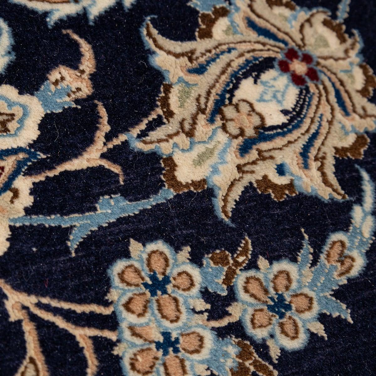 Laine Tapis persan Nain 4La vintage du 20ème siècle, fabriqué à la main, vers 1980 en vente