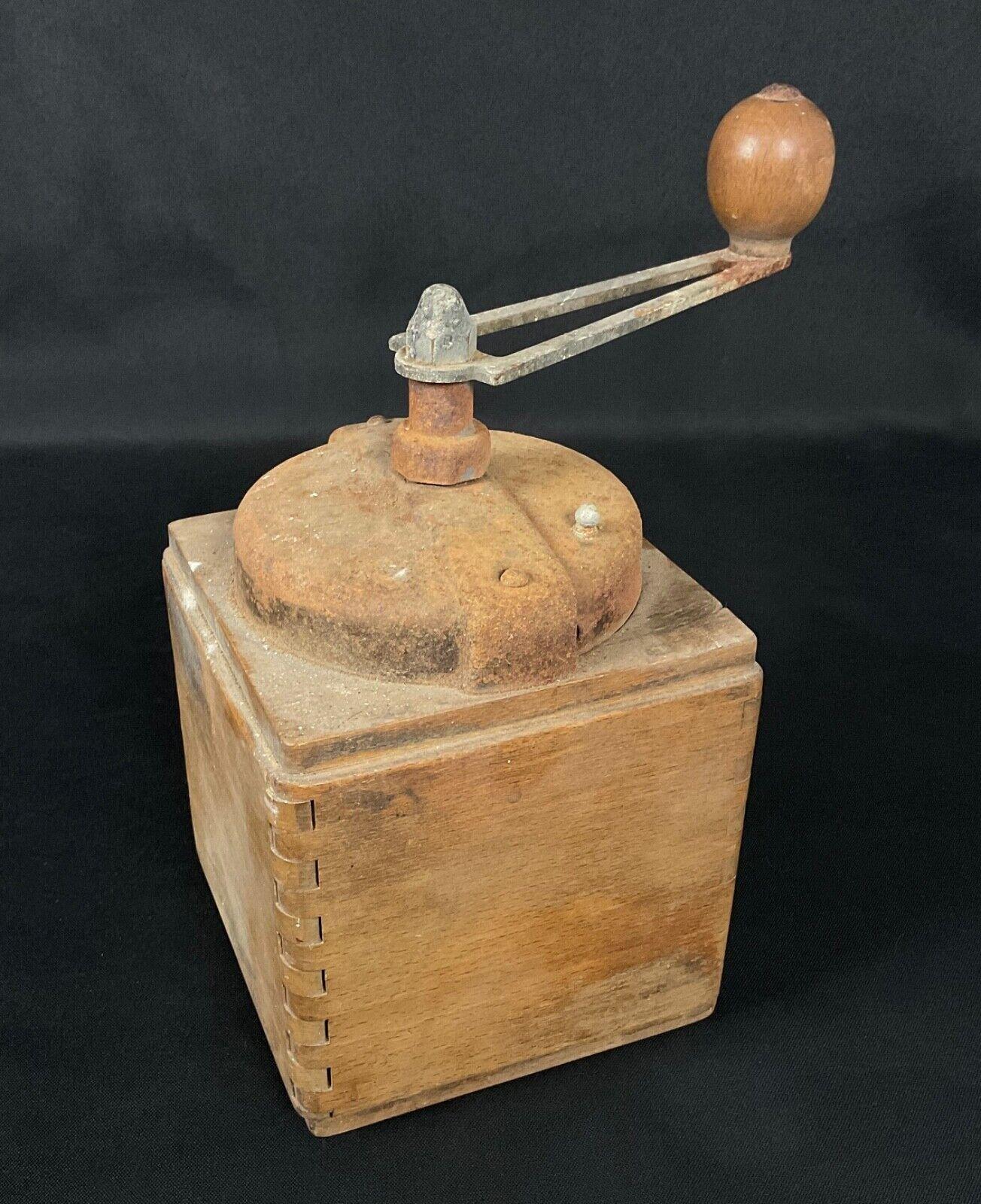 Metal Vintage 20th Century Peugeot Coffee Grinder – Wooden Design - 2Y496 For Sale