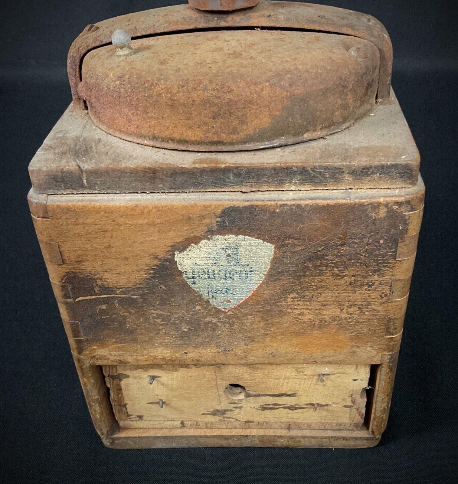 Vintage 20th Century Peugeot Coffee Grinder – Wooden Design - 2Y496 For Sale 3