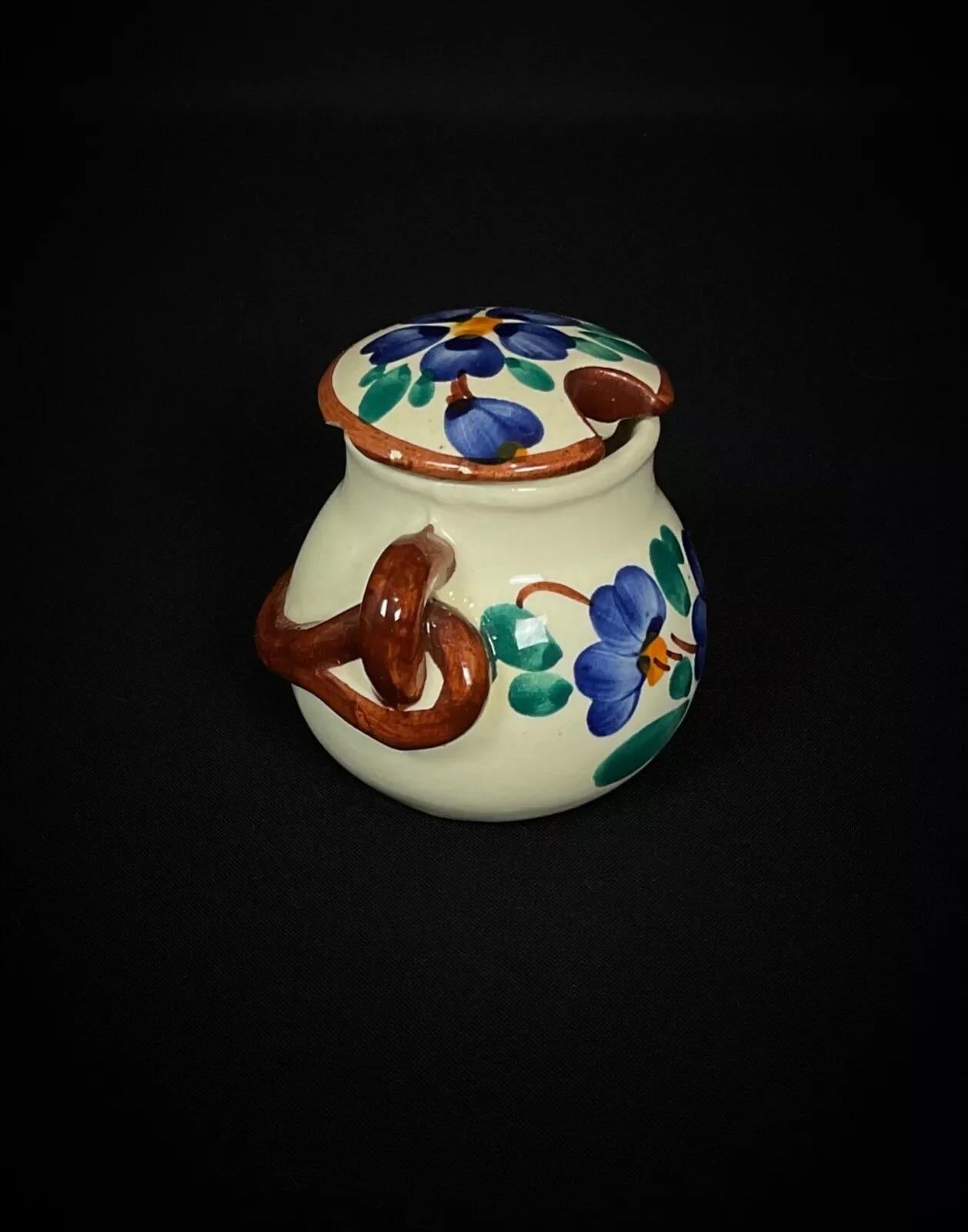 Maceta de Cerámica Floral Vallauris Vintage Siglo XX - 7,5 cm - 2Y377 en Bueno estado para la venta en Bordeaux, FR