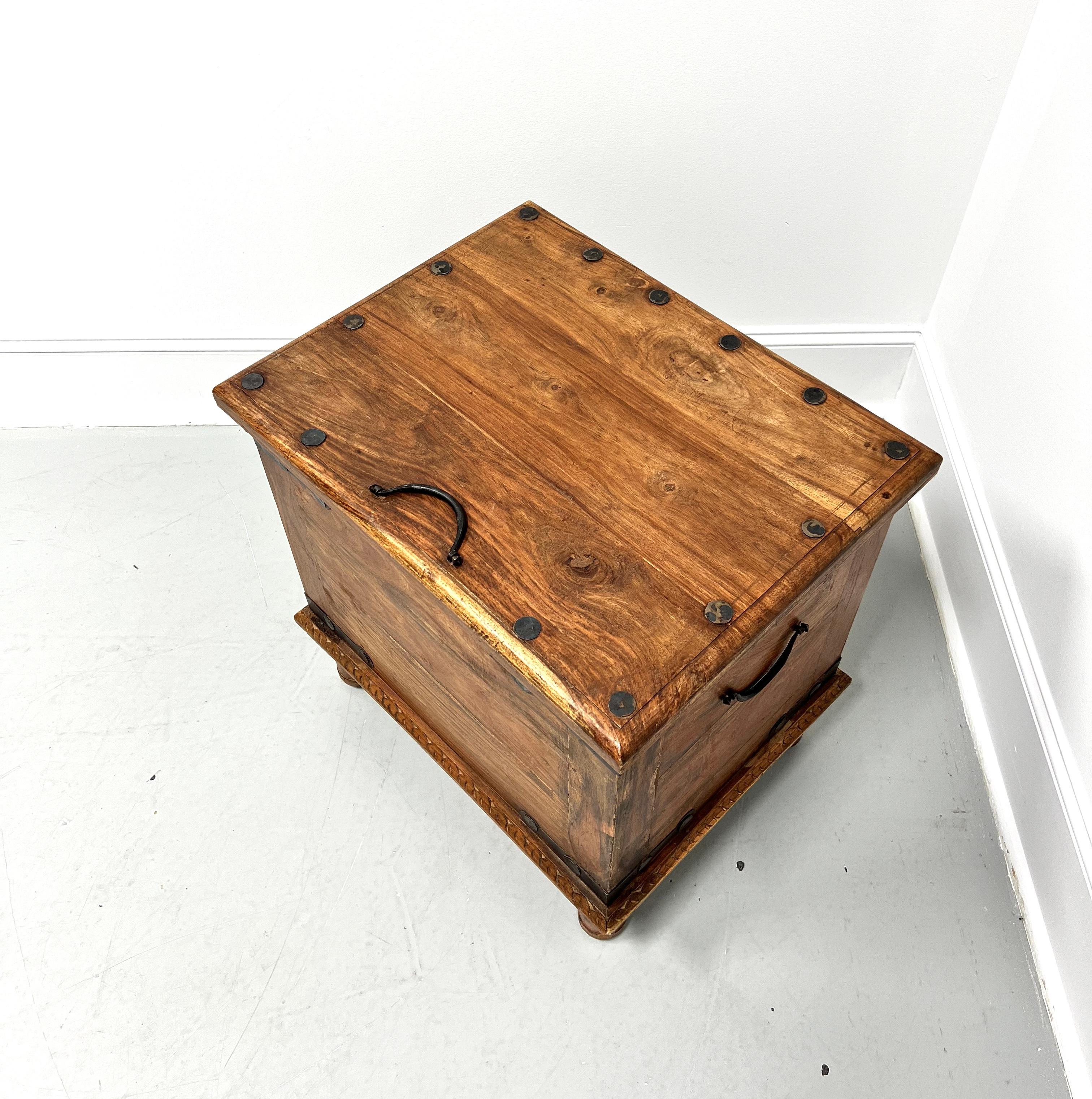 Vintage 20th Century Wood & Metal Rustic Storage Trunk Accent Table In Good Condition For Sale In Charlotte, NC