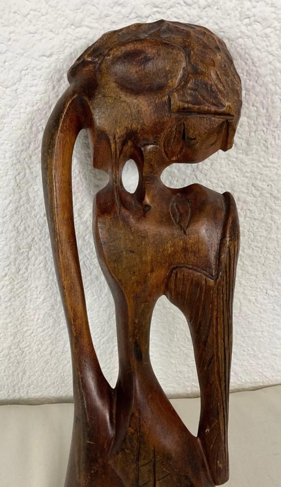 Escultura de madera vintage del siglo XX de una pareja africana - 2Y470 Madera en venta
