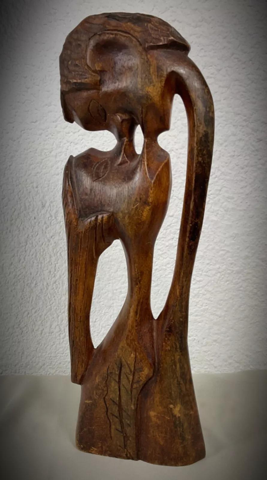 Escultura de madera vintage del siglo XX de una pareja africana - 2Y470 en venta 1