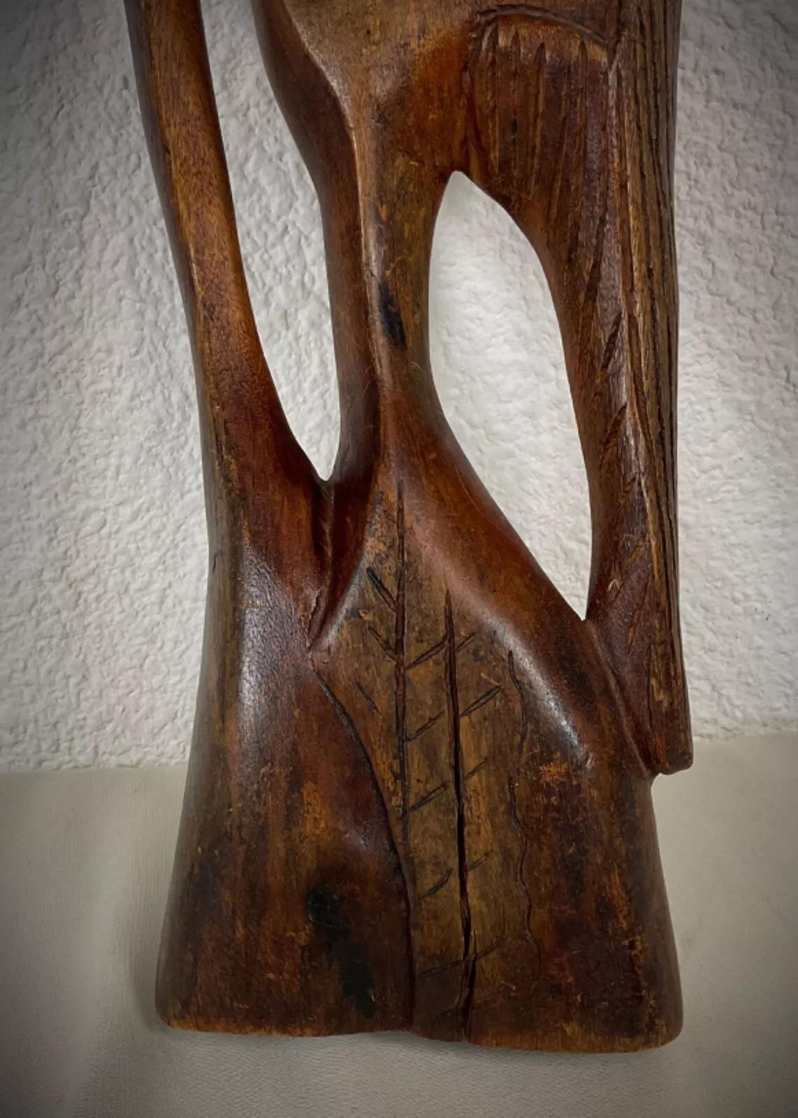 Escultura de madera vintage del siglo XX de una pareja africana - 2Y470 en venta 5