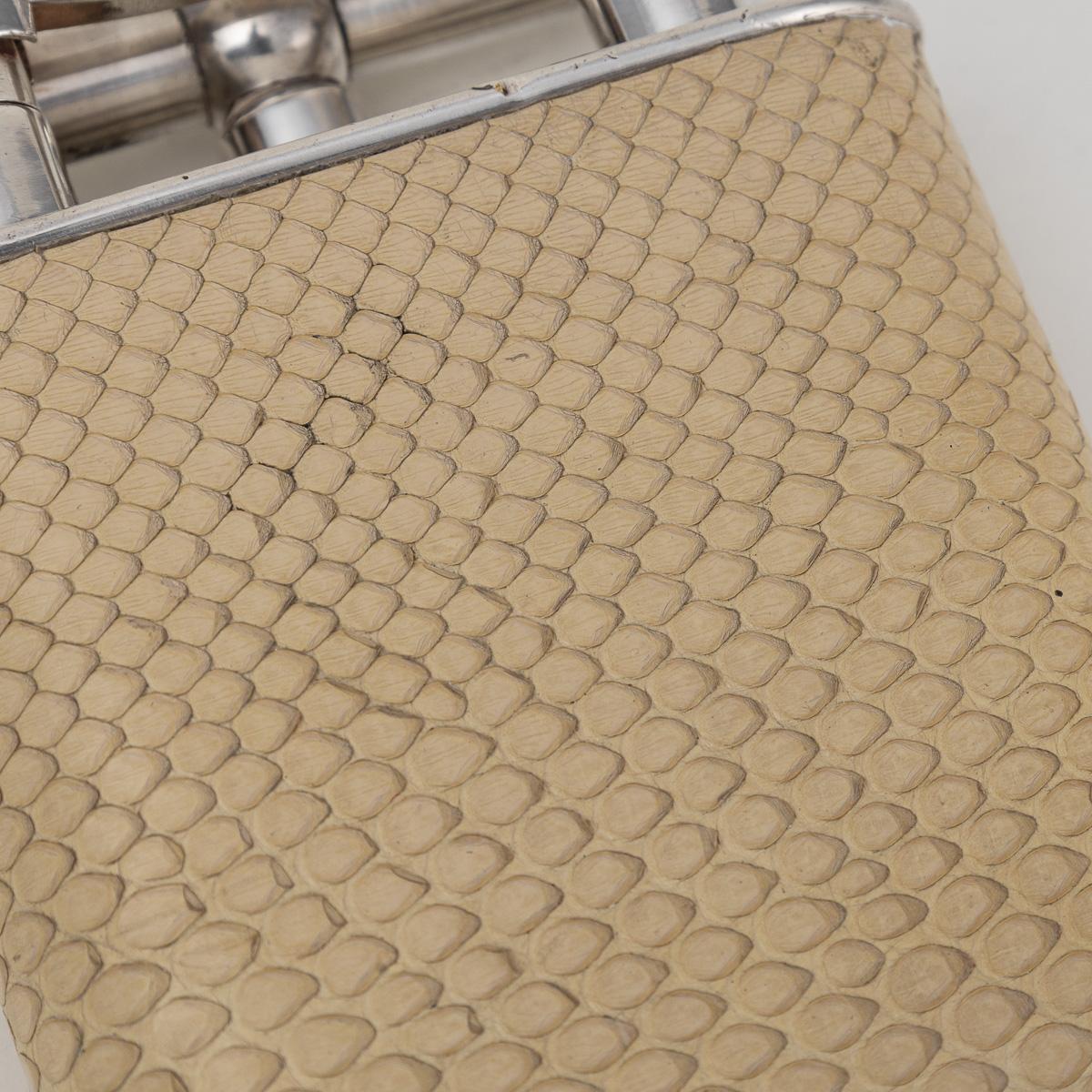 Accendino da tavolo Dunhill del XX secolo in pelle di serpente e placcato in argento c.C. in vendita 9
