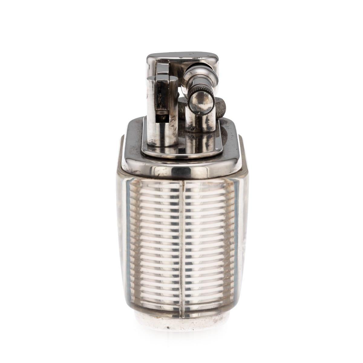 Britannico Accendino d'epoca da tavolo Dunhill Half-Giant Joseph Lucas Clear Lucite, 1950 ca. in vendita