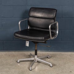 Vintage 20thC Ea217 Chair In Black Leather By Charles & Ray Eames For ICF