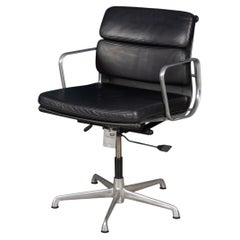 Vintage 20thC Ea217 Chair In Black Leather By Charles & Ray Eames For ICF