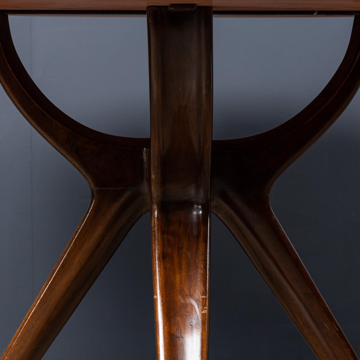 Table de salle à manger italienne circulaire du 20e siècle en marbre par Osvaldo Borsani, vers 1960 en vente 10