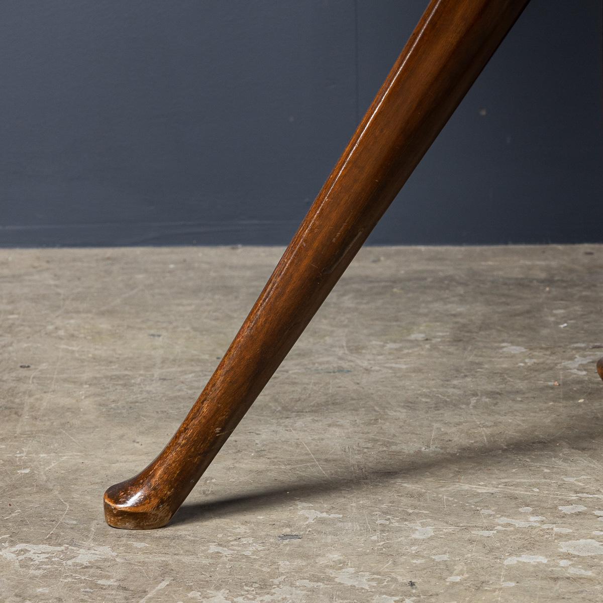 Table de salle à manger italienne circulaire du 20e siècle en marbre par Osvaldo Borsani, vers 1960 en vente 12
