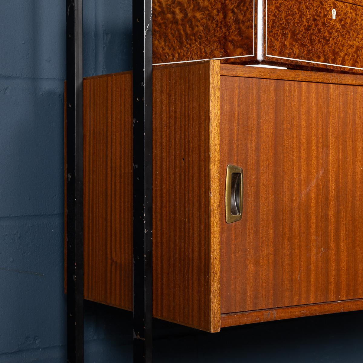 Vintage 20Thc Italian Modular Teak Wall Cabinet c.1960 For Sale 1