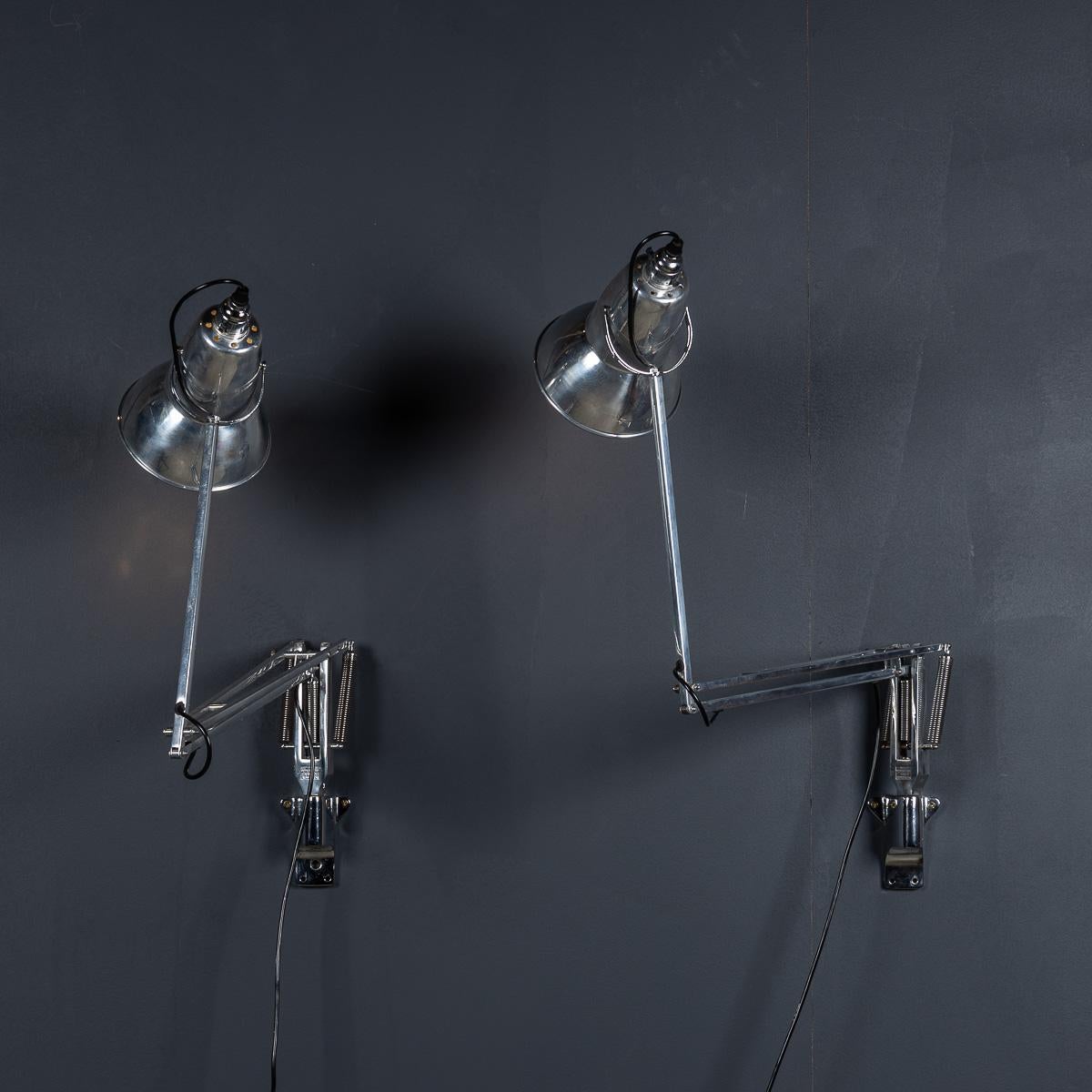 Vintage 20thC Par De Lámparas De Pared Inglesas Originales De Ángulo Poise c.1970 Metal en venta