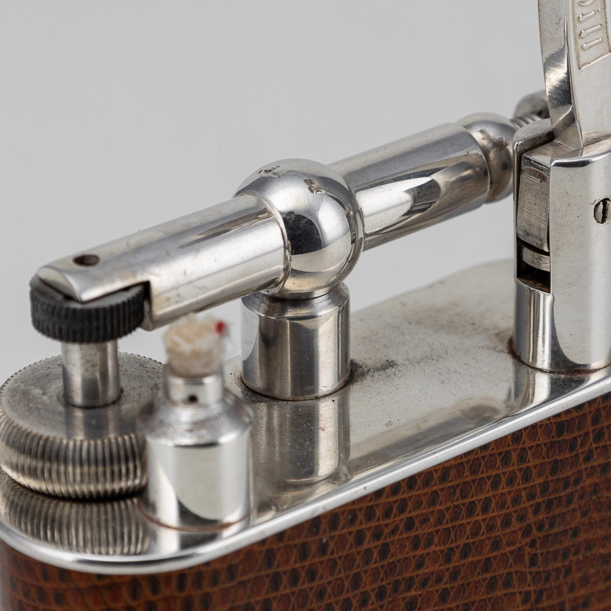 Vintage 20thC Snakeskin Leather & Silver Plated Dunhill Table Lighter c.1960 en vente 5