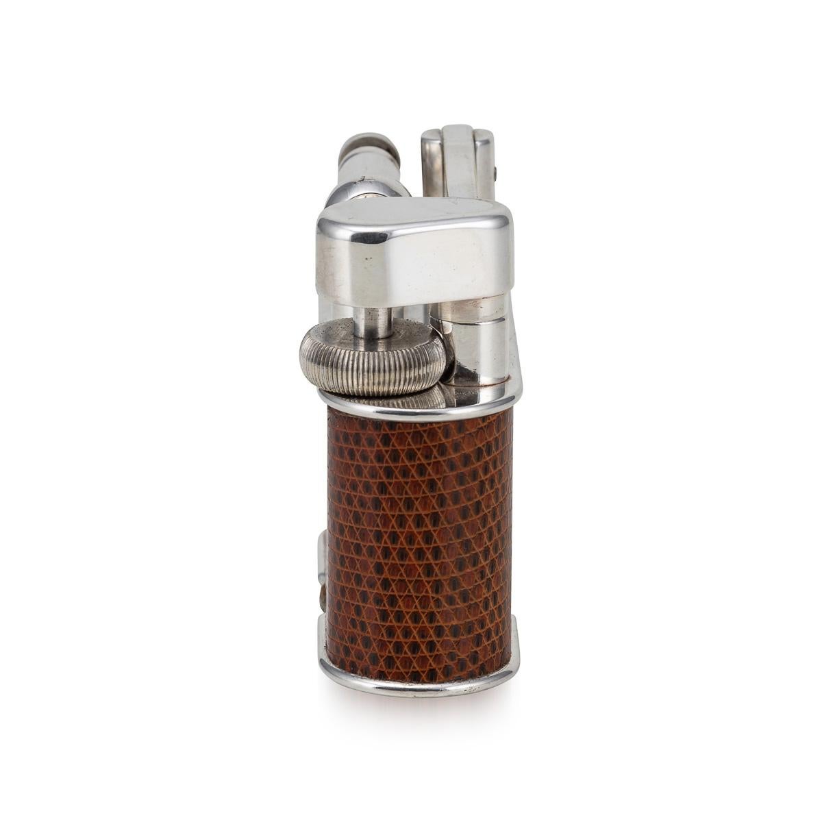 20ième siècle Vintage 20thC Snakeskin Leather & Silver Plated Dunhill Table Lighter c.1960 en vente