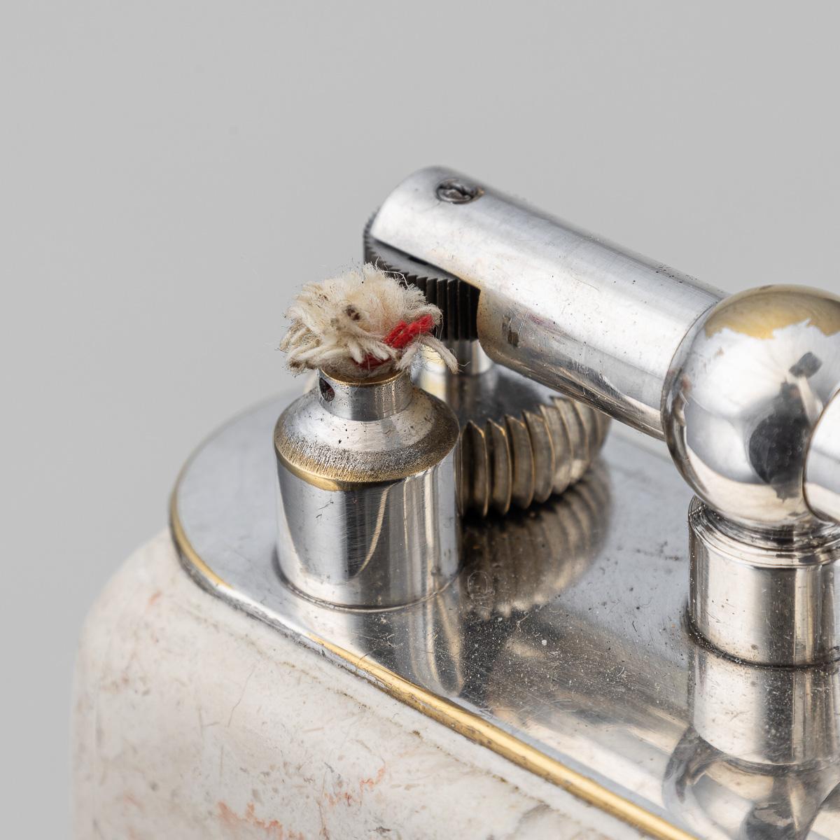 Accendino Dunhill d'epoca in marmo travertino e placcato in argento del 20° secolo C.C. in vendita 3
