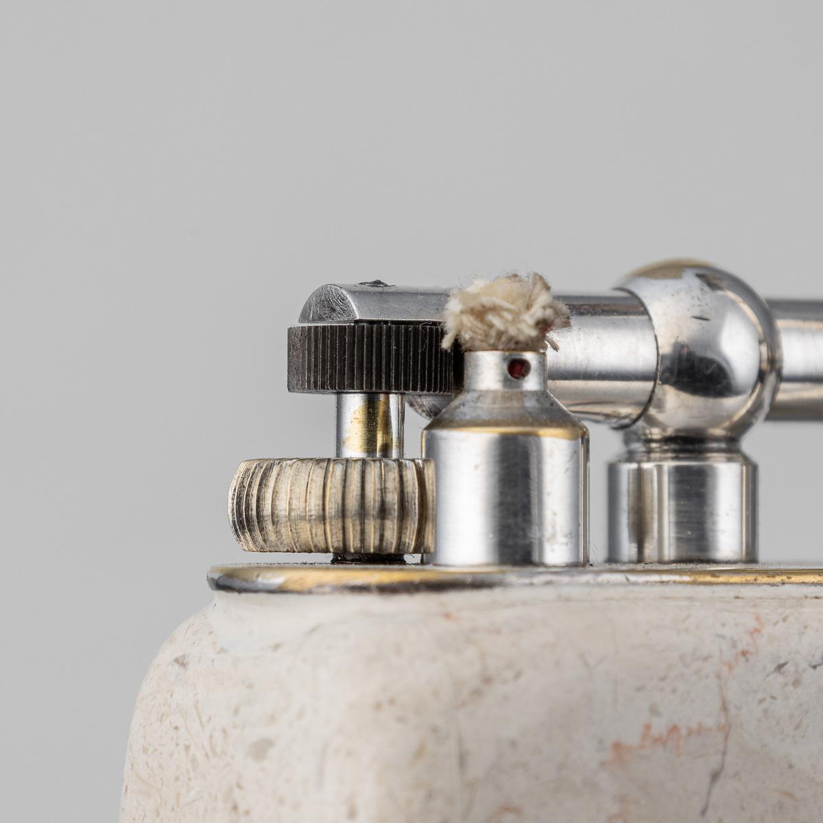 Accendino Dunhill d'epoca in marmo travertino e placcato in argento del 20° secolo C.C. in vendita 4