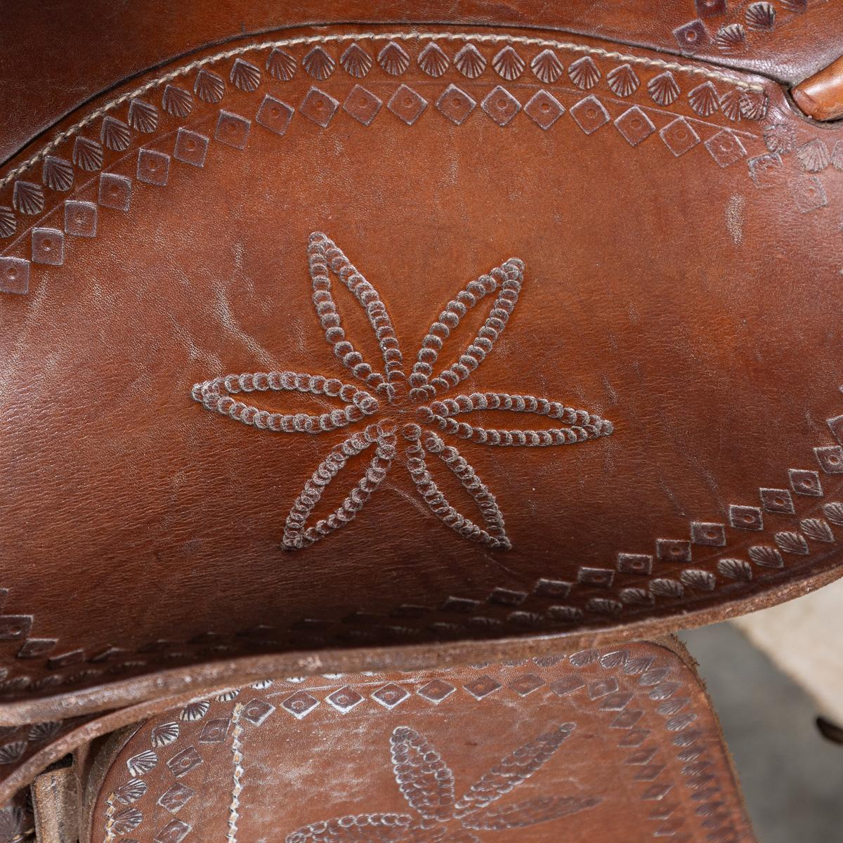 Saddle western du 20e siècle avec bride et Martingale, c.1970 en vente 3