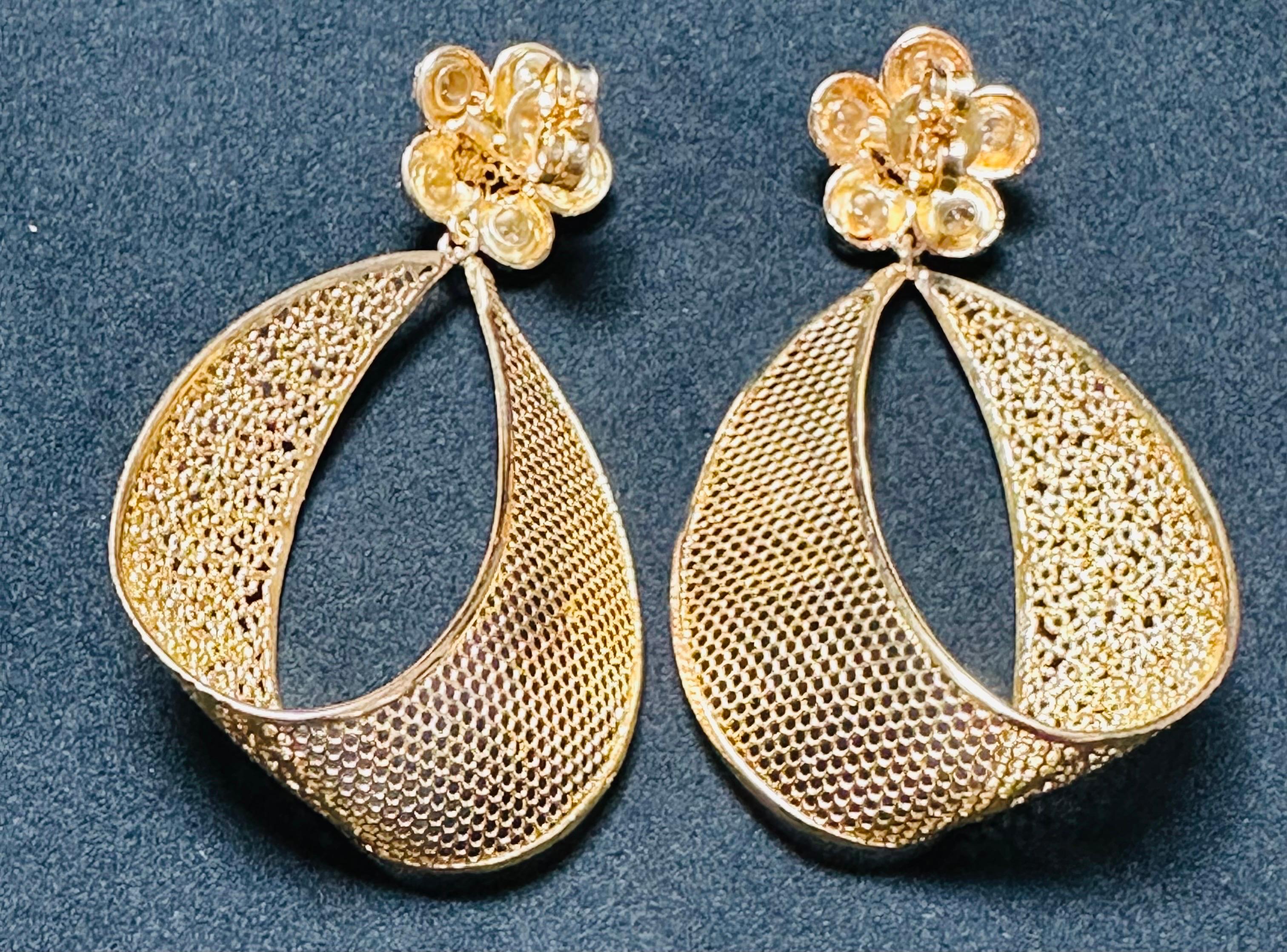 Brilliant Cut Vintage 21 Kt Yellow Gold 12.8 Gm Dangling Earrings With Diamonds, 2.2 Inch Long For Sale