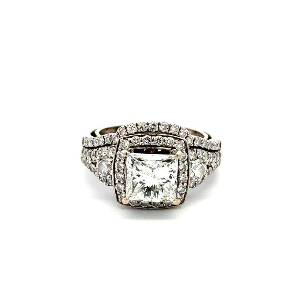 Vintage 2.10 Carat Princess Cut GSI Diamond Gold Solitaire Statement Ring In Excellent Condition For Sale In Montreal, QC
