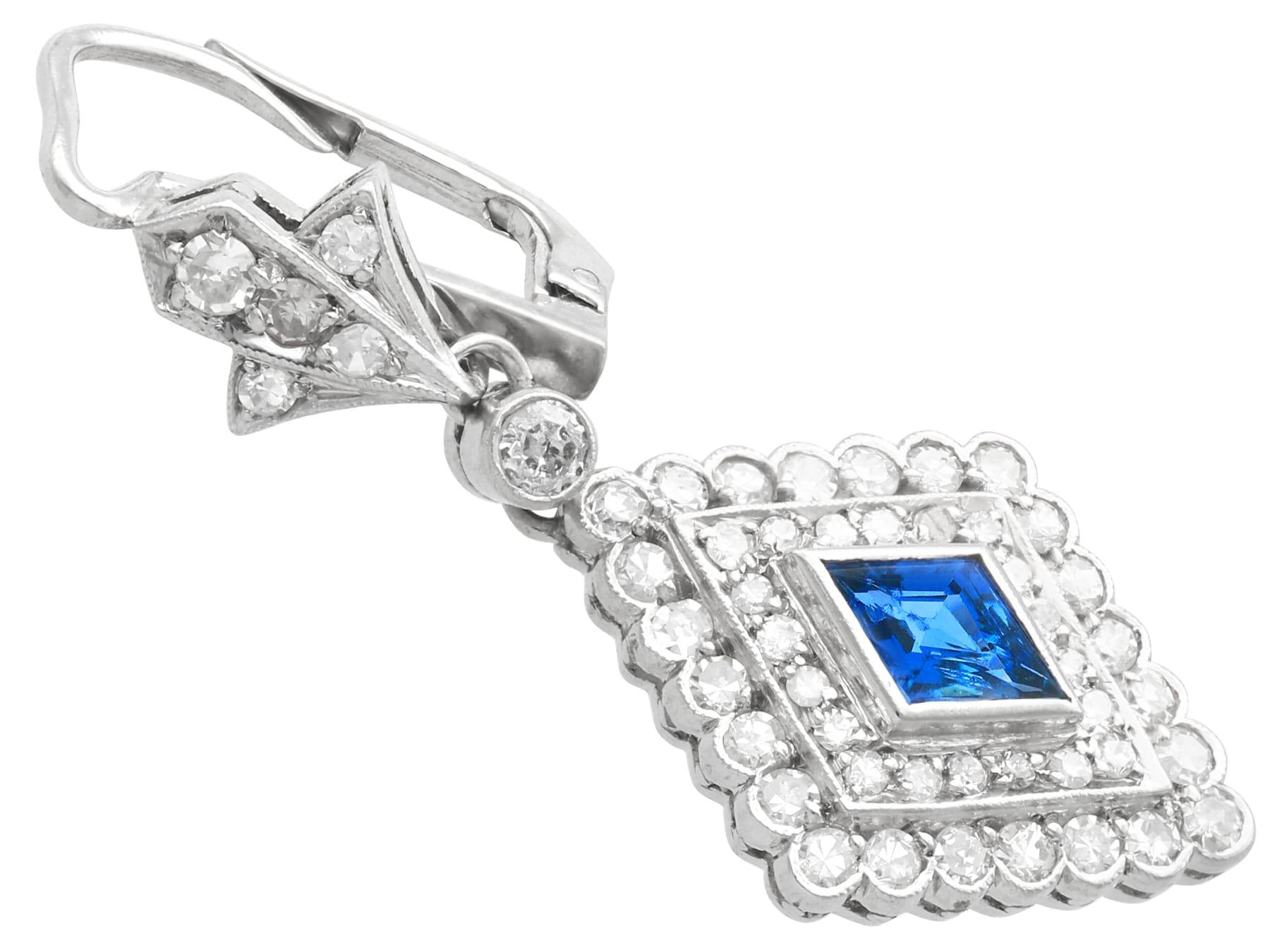 Vintage 2.10 Carat Sapphire and 2.42 Carat Diamond Palladium Jewellery Set  For Sale 5