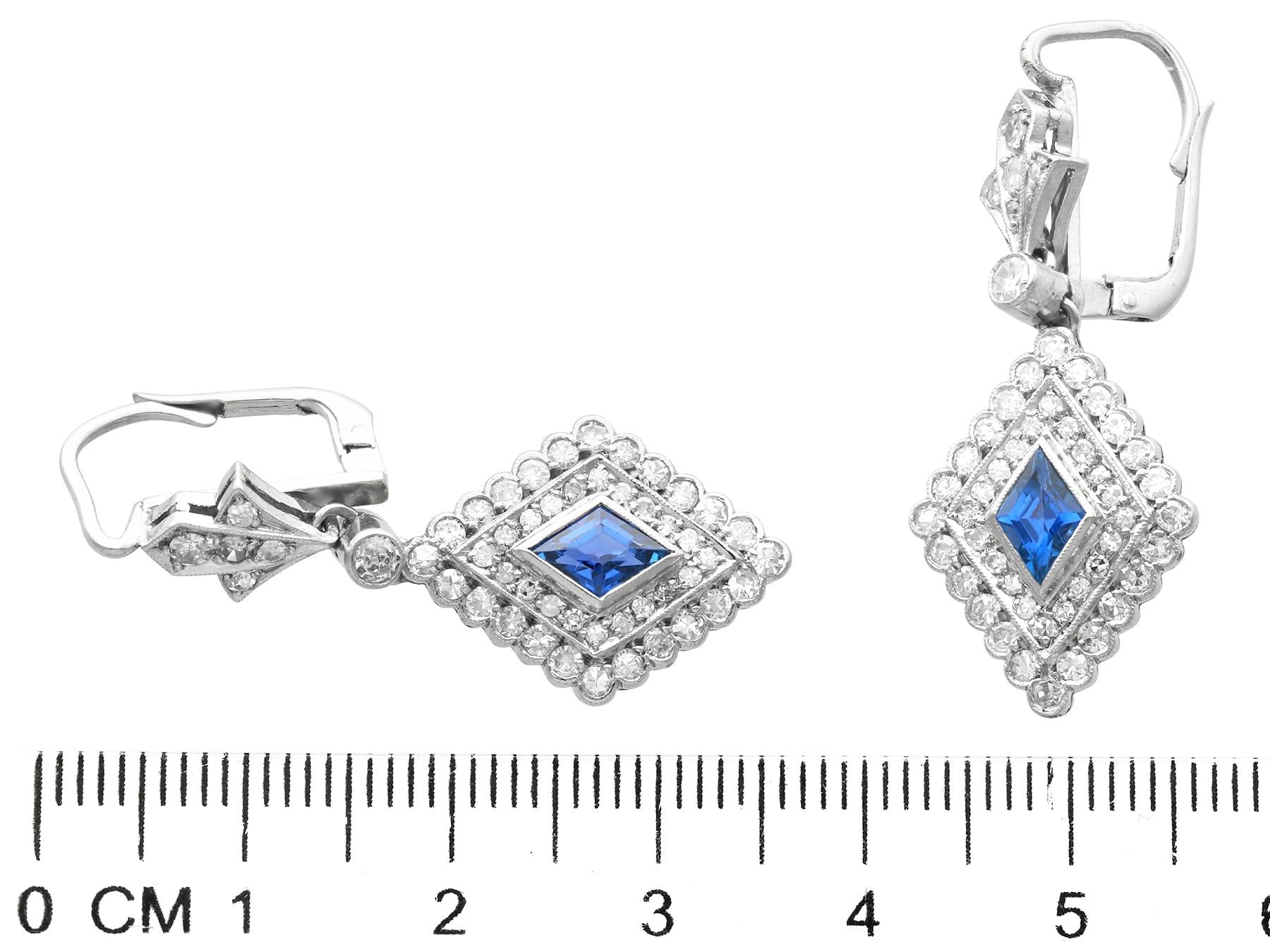 Vintage 2.10 Carat Sapphire and 2.42 Carat Diamond Palladium Jewellery Set  For Sale 9