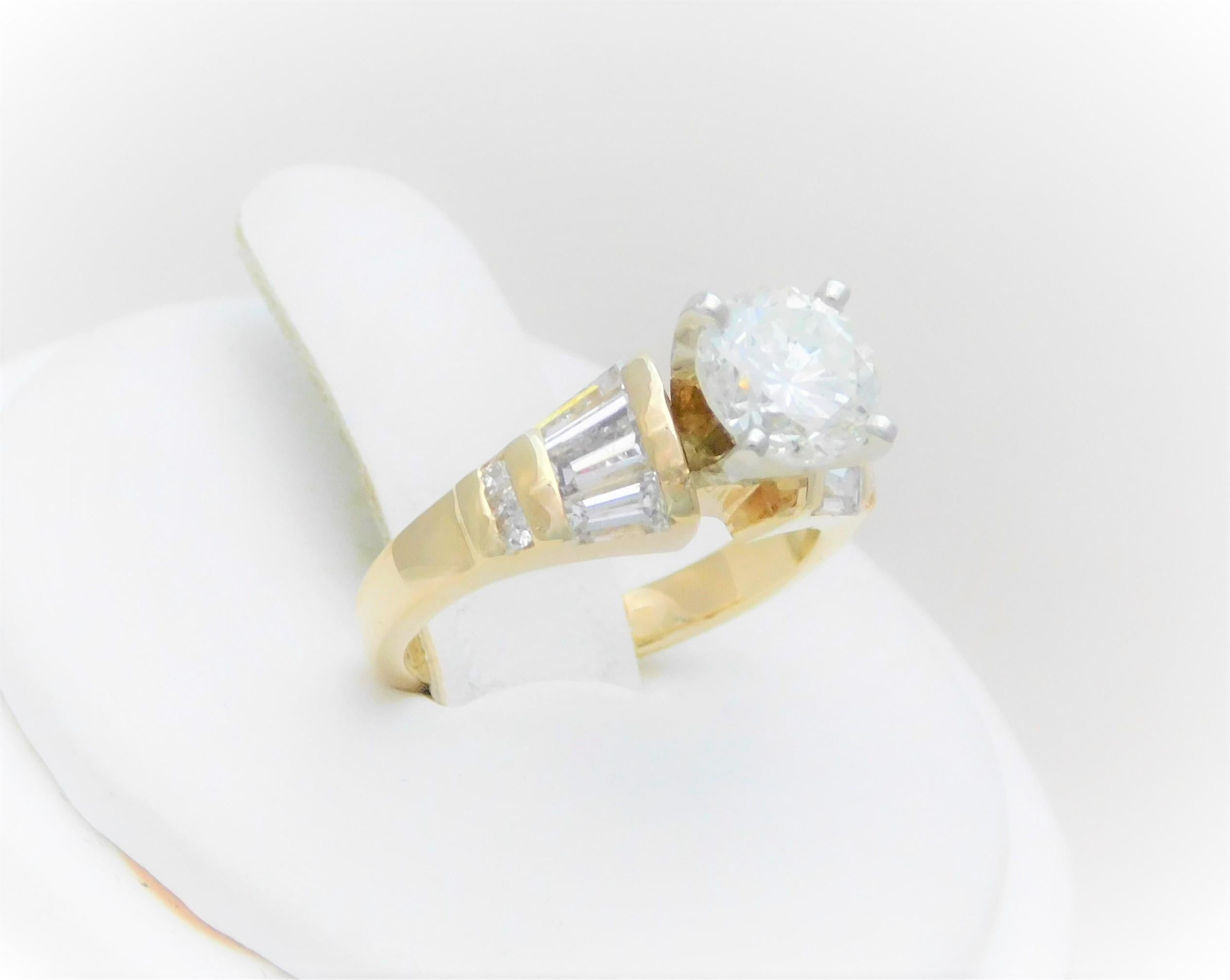 Vintage 2.12 Carat Diamond Engagement Ring For Sale 4