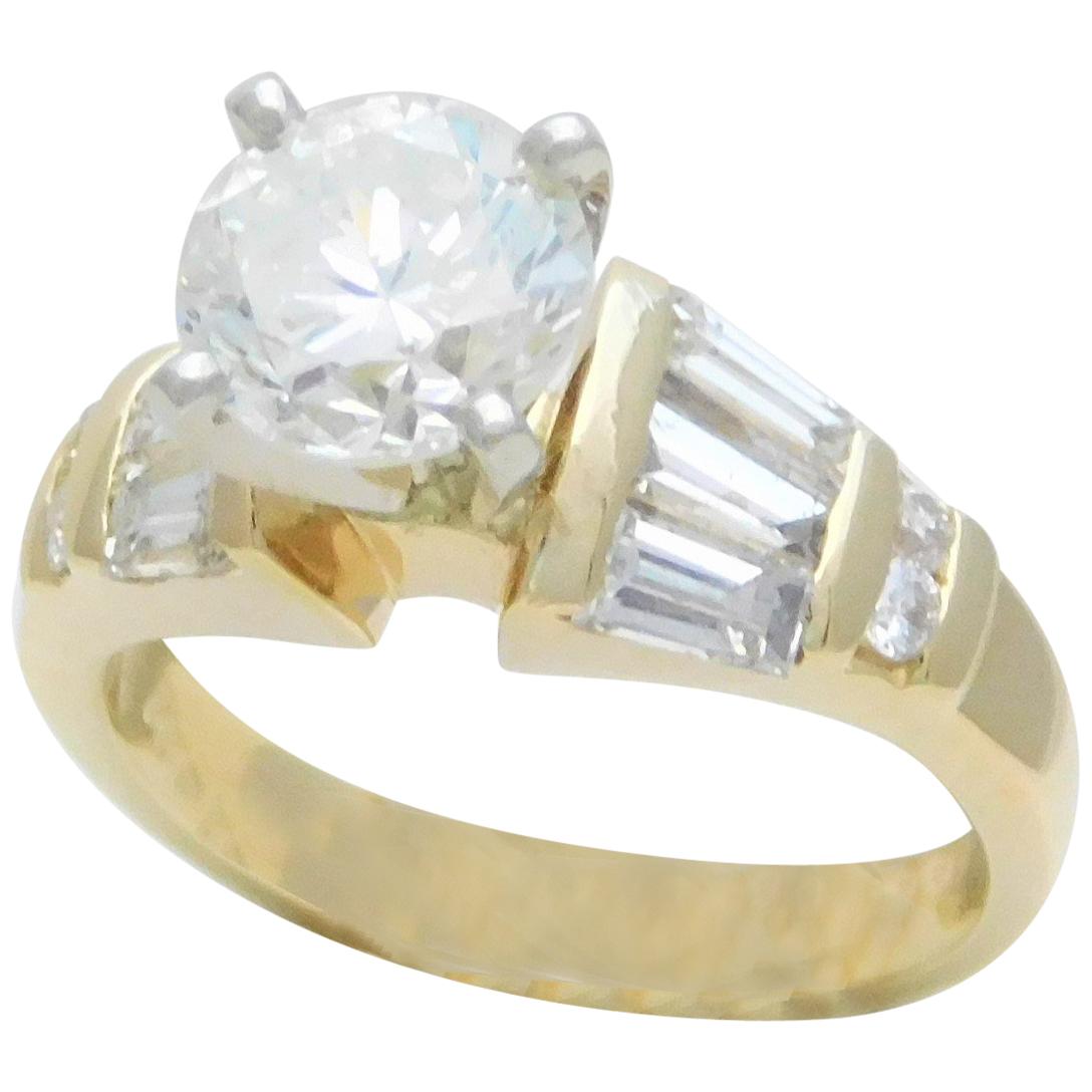 Vintage 2.12 Carat Diamond Engagement Ring For Sale