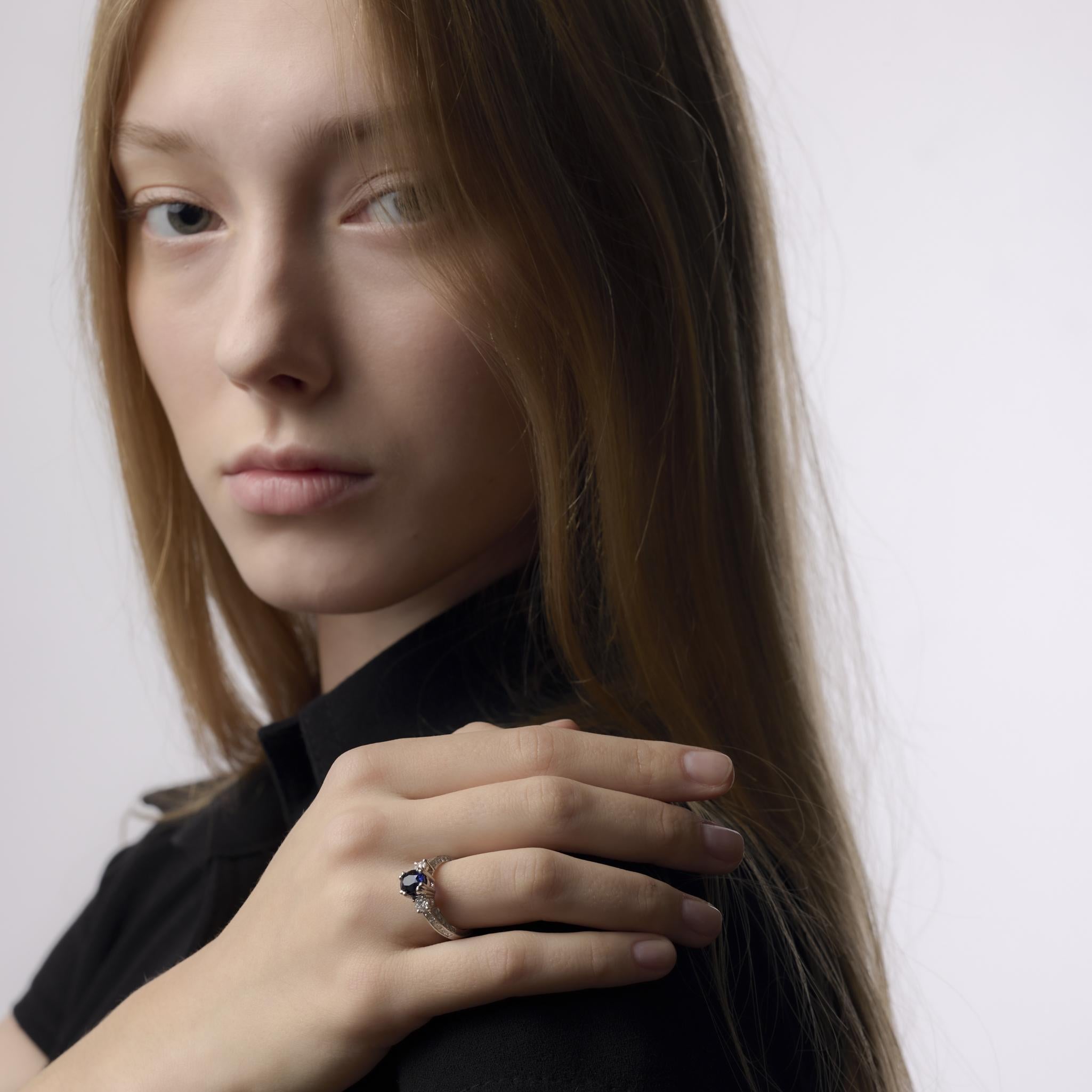 Vintage 2,15 Karat Saphir Diamant 14k Weißgold Ring (Ovalschliff) im Angebot