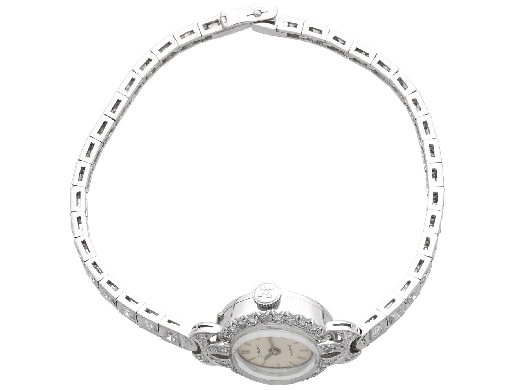 Vintage 2.16 Carat Diamond, Platinum and 18k White Gold Ladies Watch Circa 1940 en vente 2