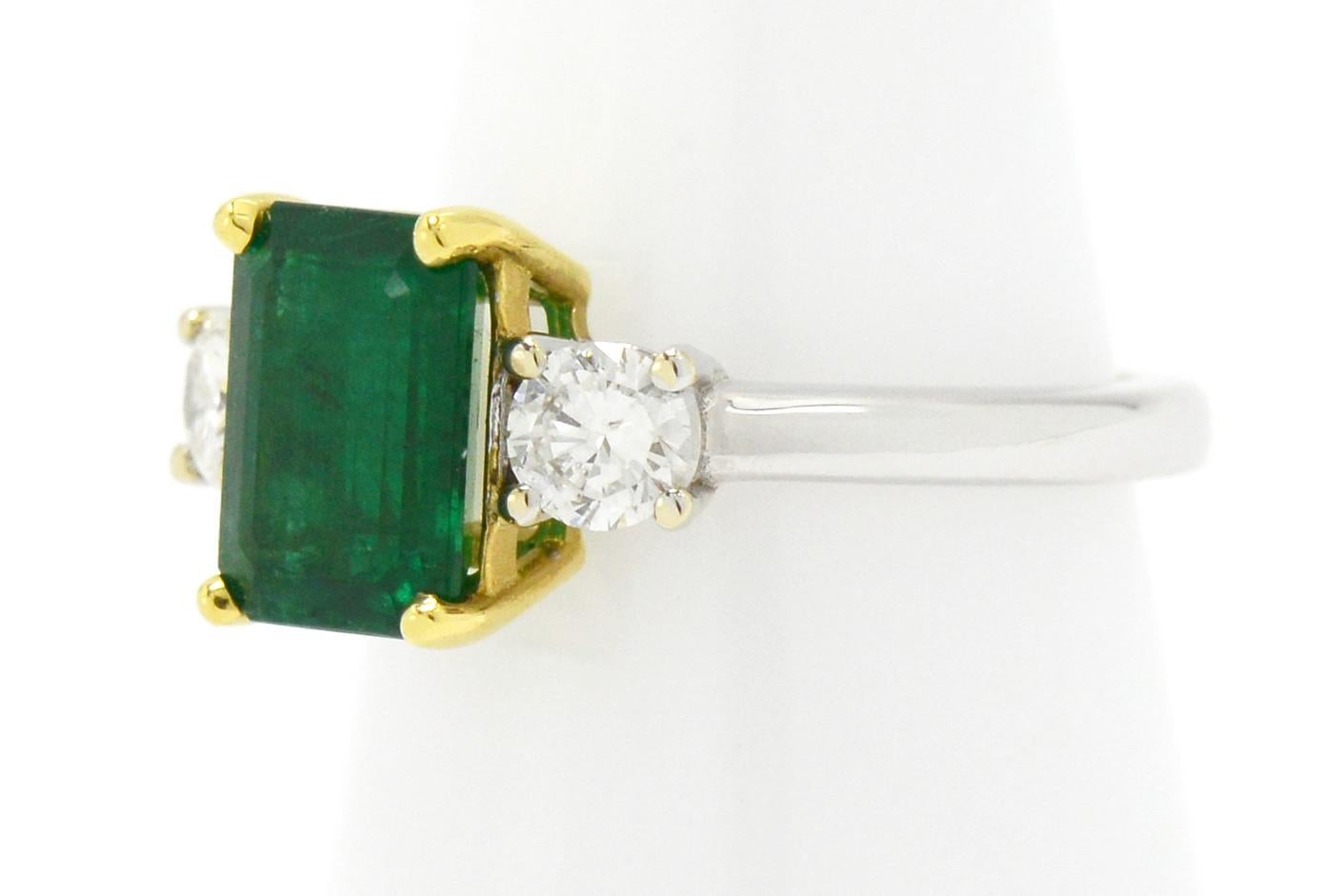 Vintage 2.17 Carat Emerald Diamond Engagement Ring 3 Stone Trilogy Anniversary In Good Condition In Santa Barbara, CA