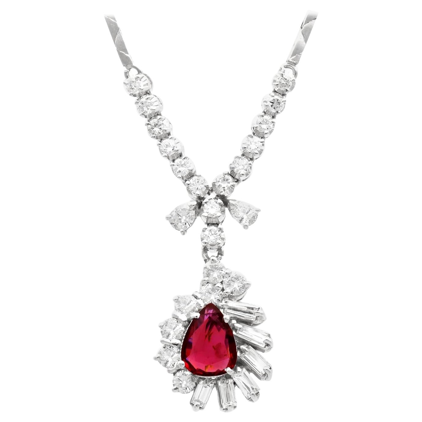 Halskette aus 9 Karat Weißgold mit 2,18 Karat Rubin und 2,30 Karat Diamant, Vintage, um 1970