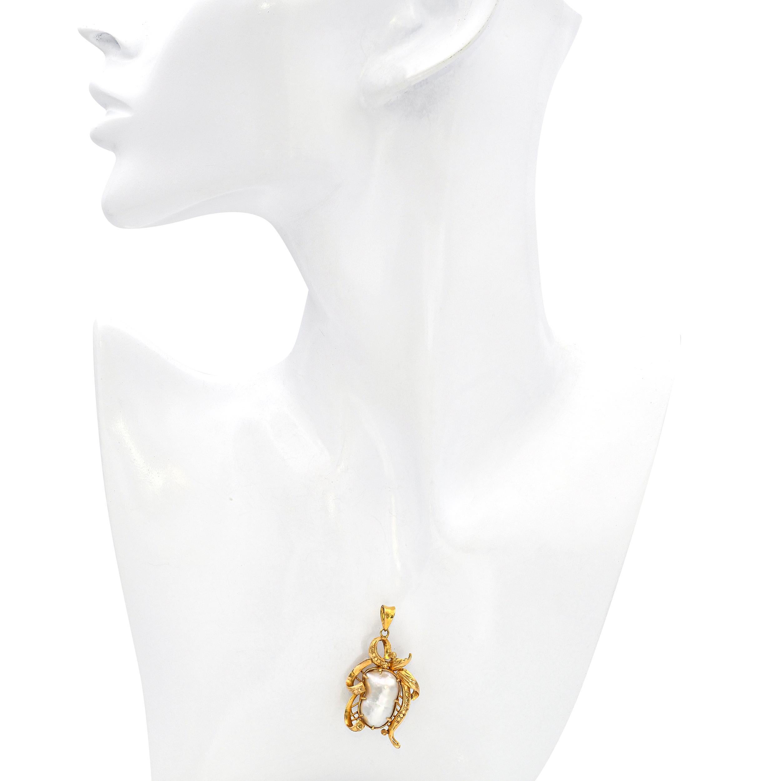 Rough Cut Vintage 21k Yellow Gold Baroque Pearl Pendant For Sale