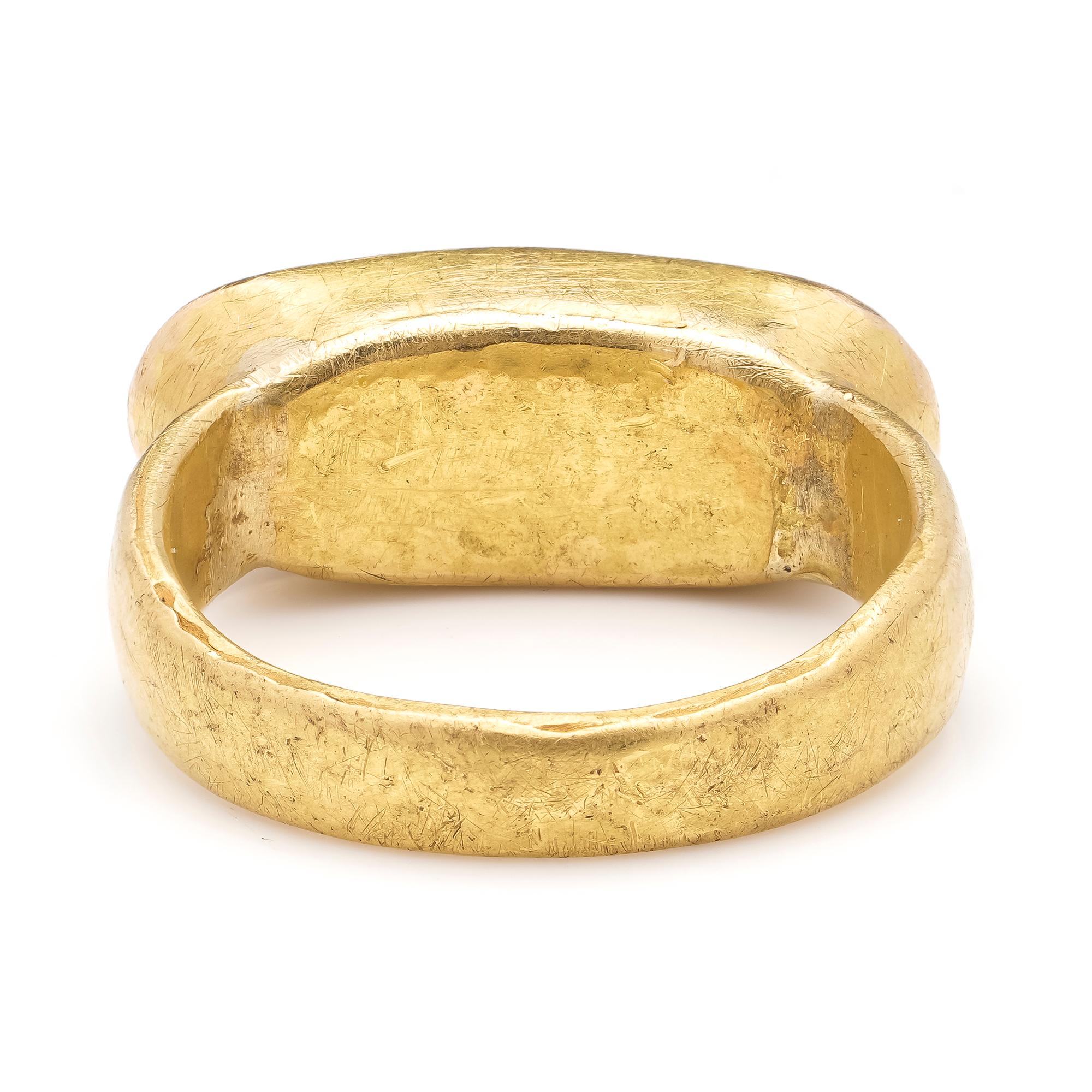 21 karat gold ring