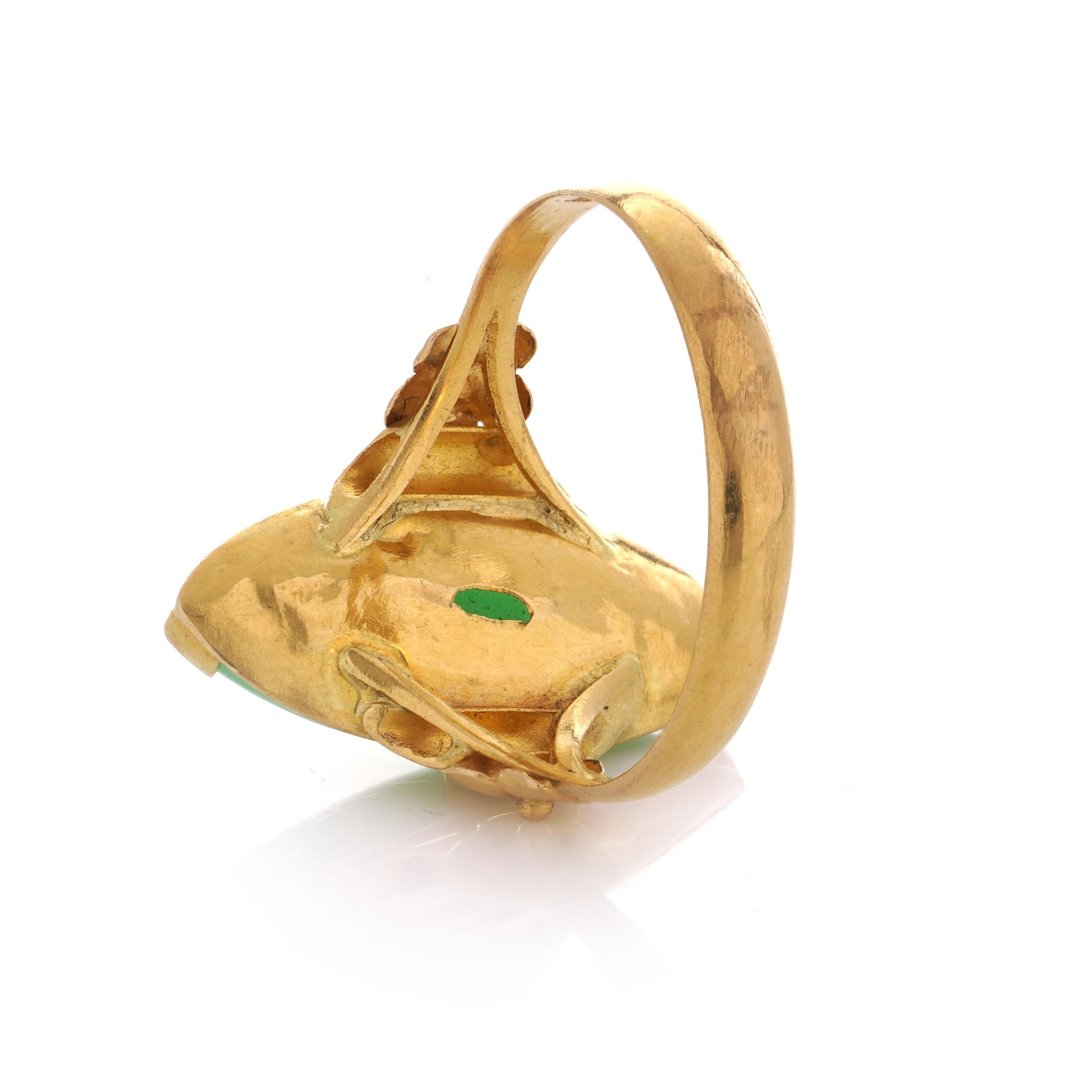 Marquise Cut Vintage 21kt. yellow gold marquise cut jade ring For Sale