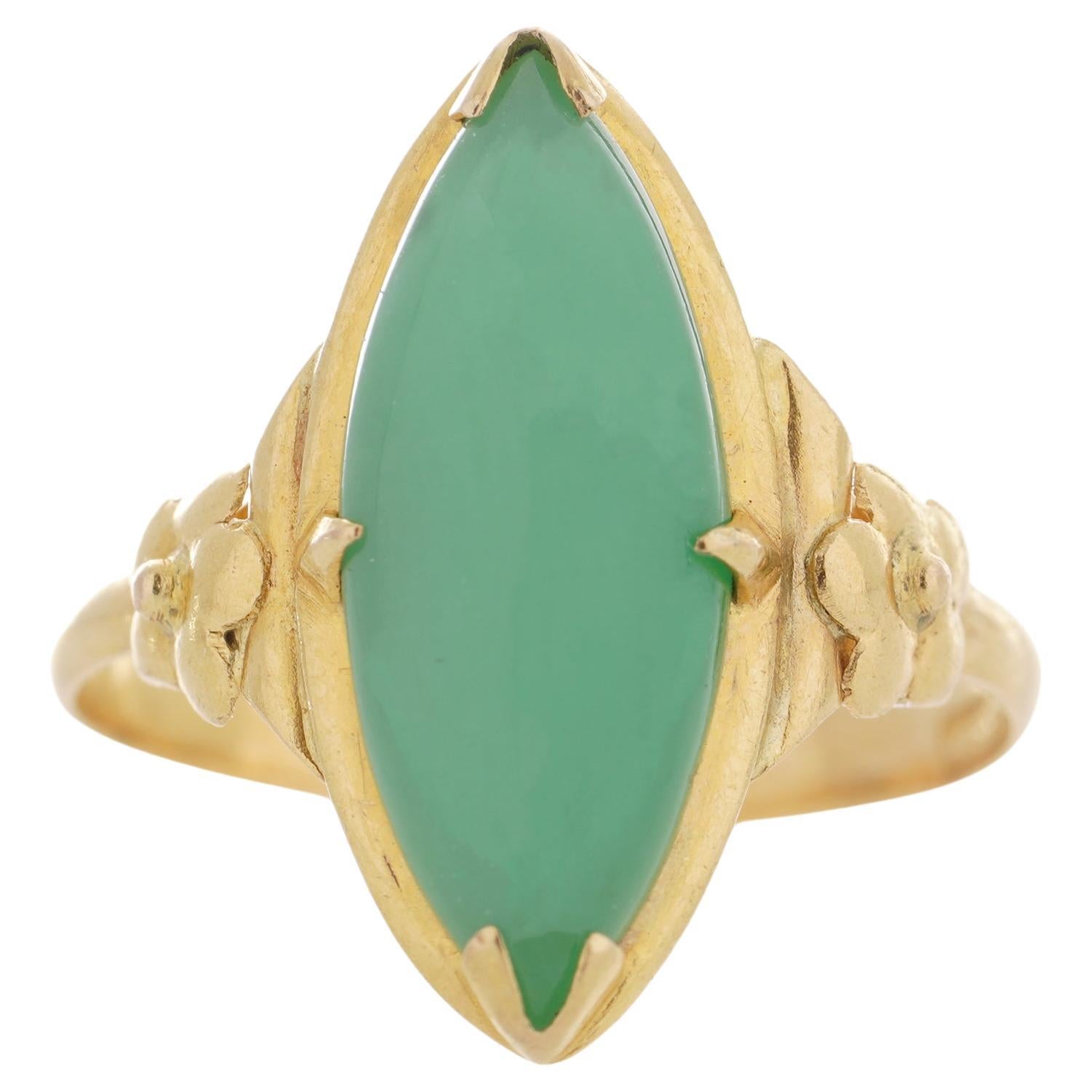 Vintage 21kt. yellow gold marquise cut jade ring For Sale
