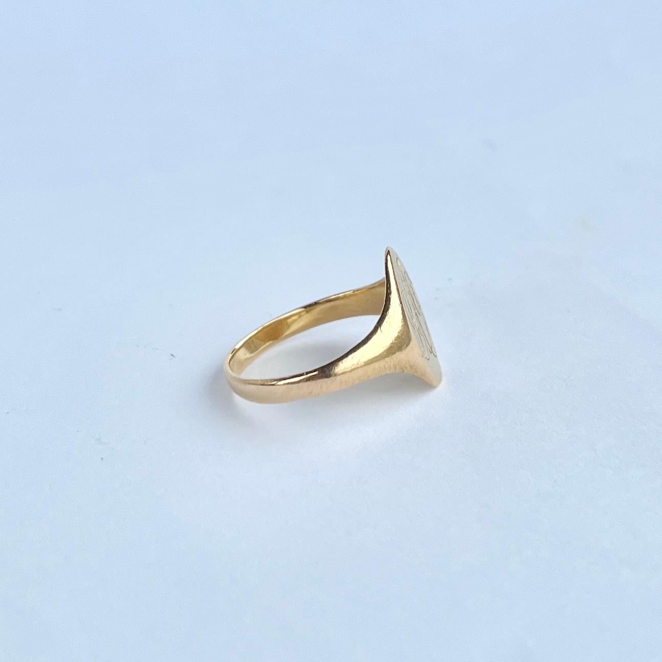 Vintage 22 Carat Gold Signet Ring For Sale 1
