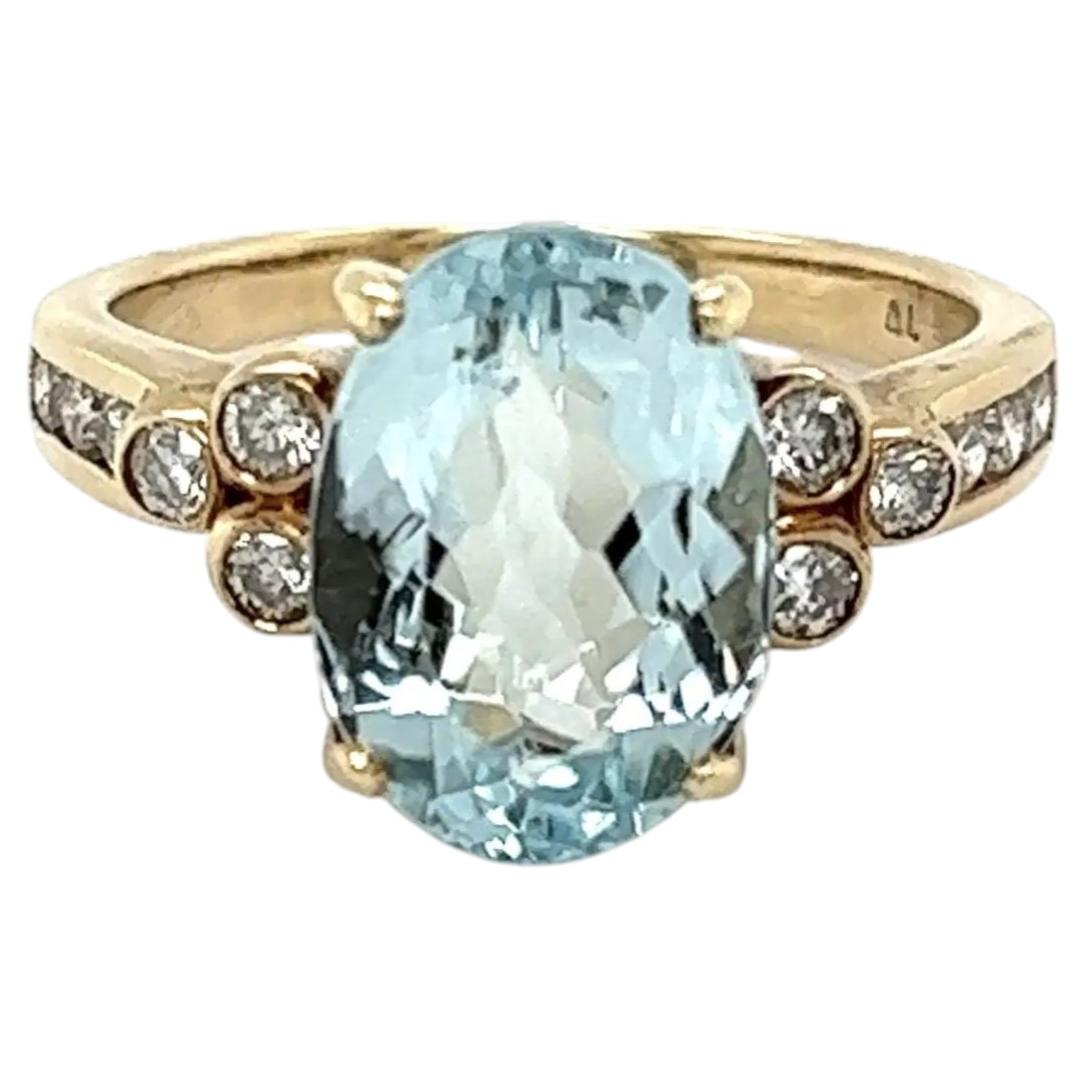 Vintage 2.2 Carat Oval Aquamarine and Diamond Gold Ring