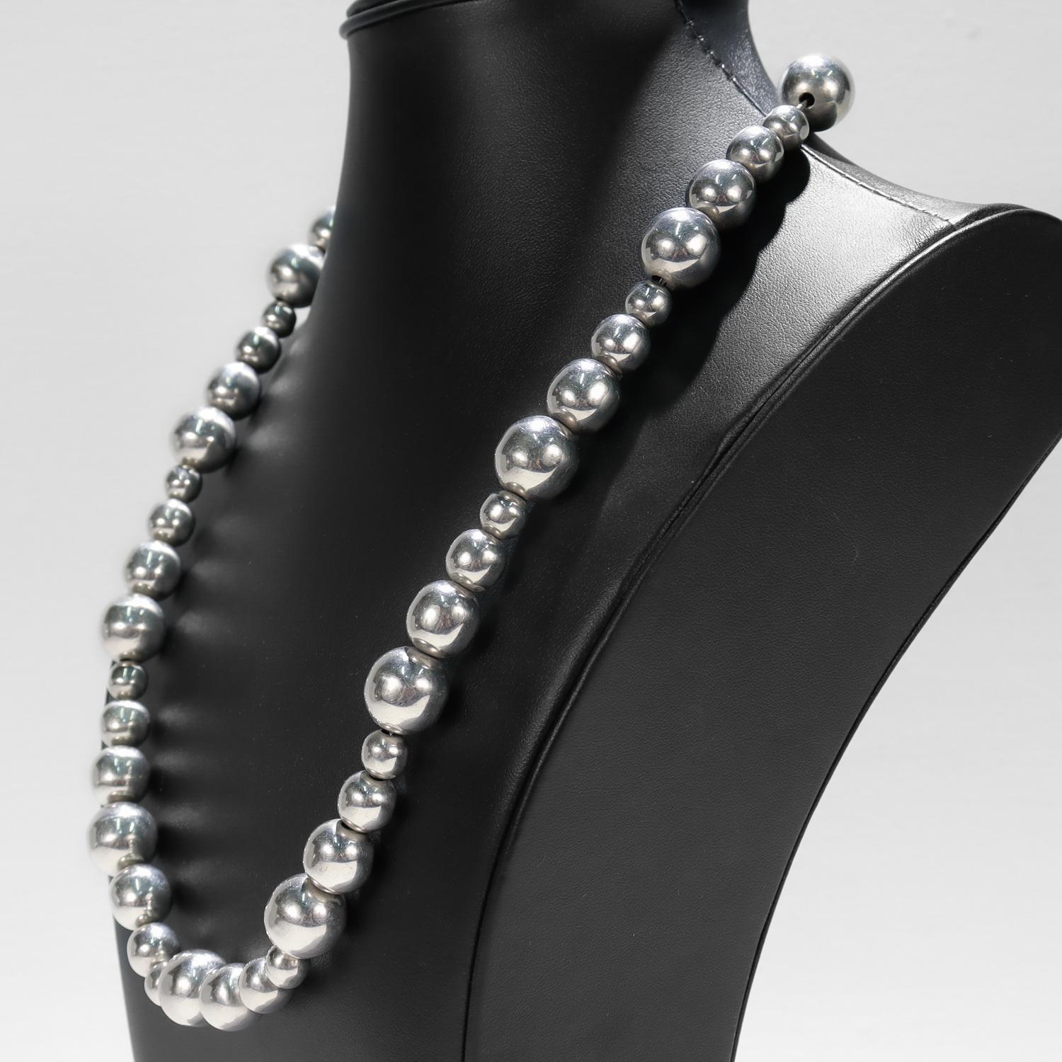 Vintage 22-Inch Mexican Sterling Silver Graduated Bead Necklace For Sale 6
